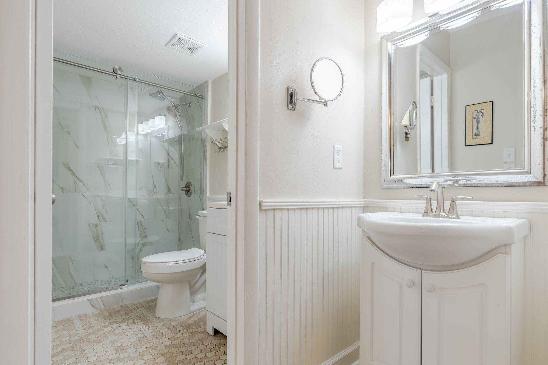 SEASCAPE CONDO GARDEN VILLA - Residential