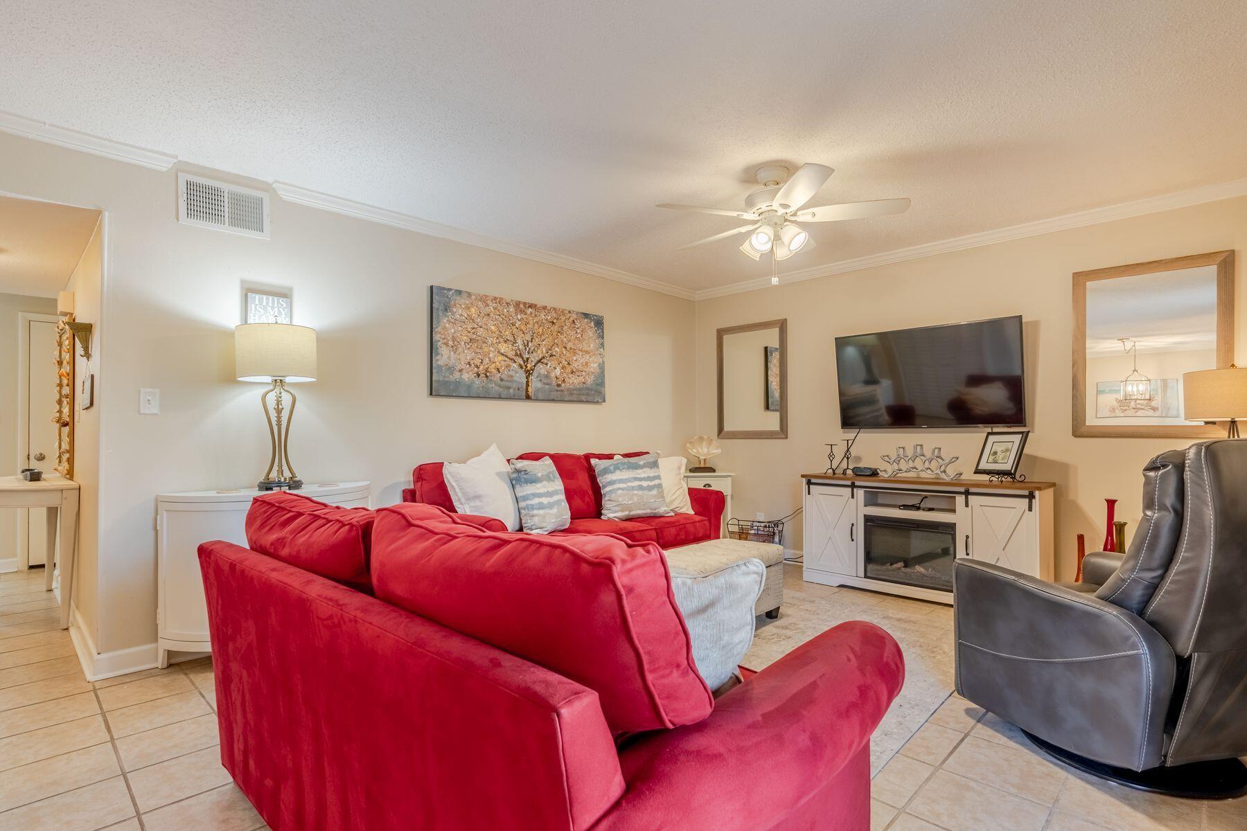 SEASCAPE CONDO GARDEN VILLA - Residential