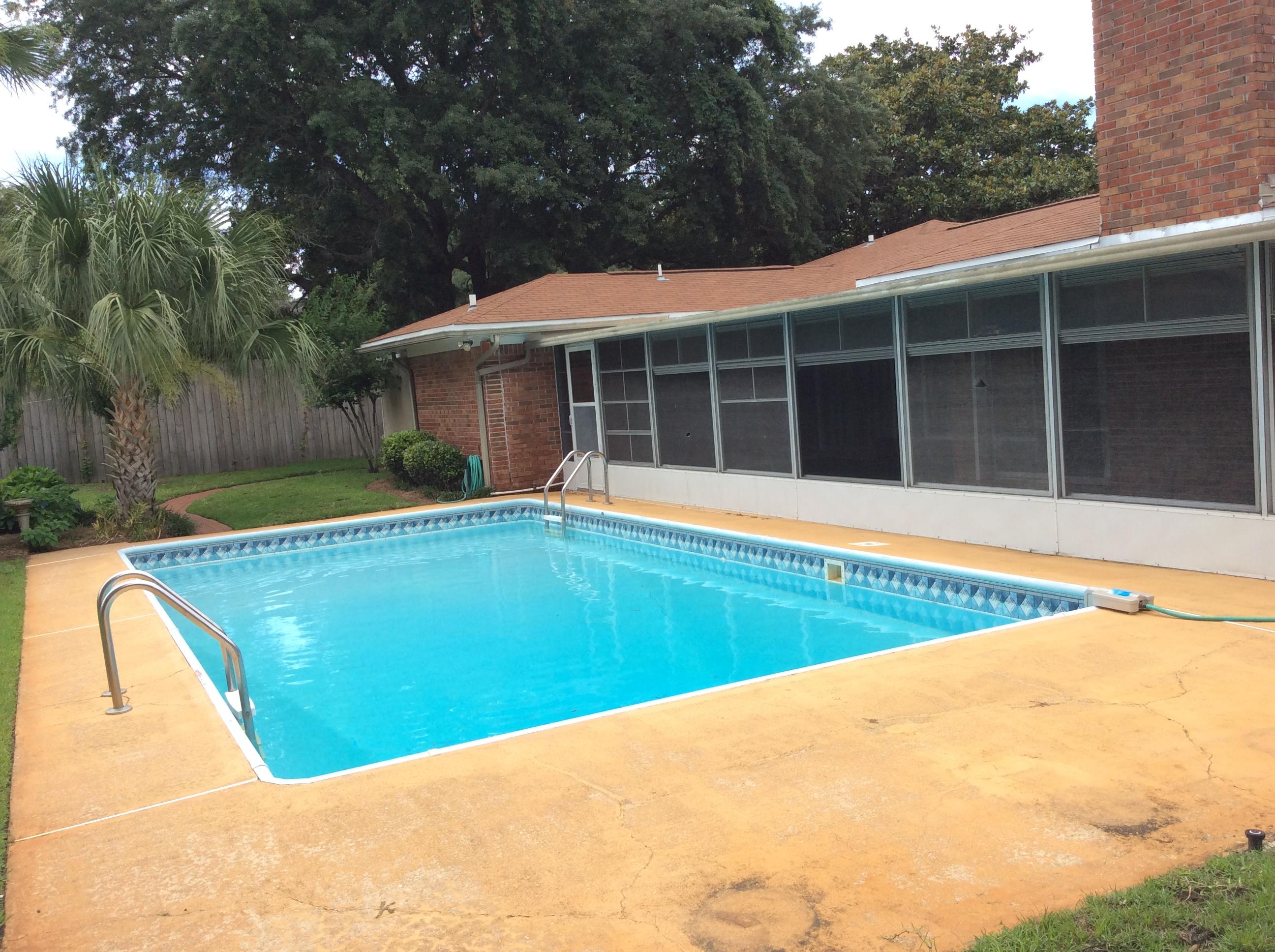 LAKE LORRAINE ESTATES 2 - Residential