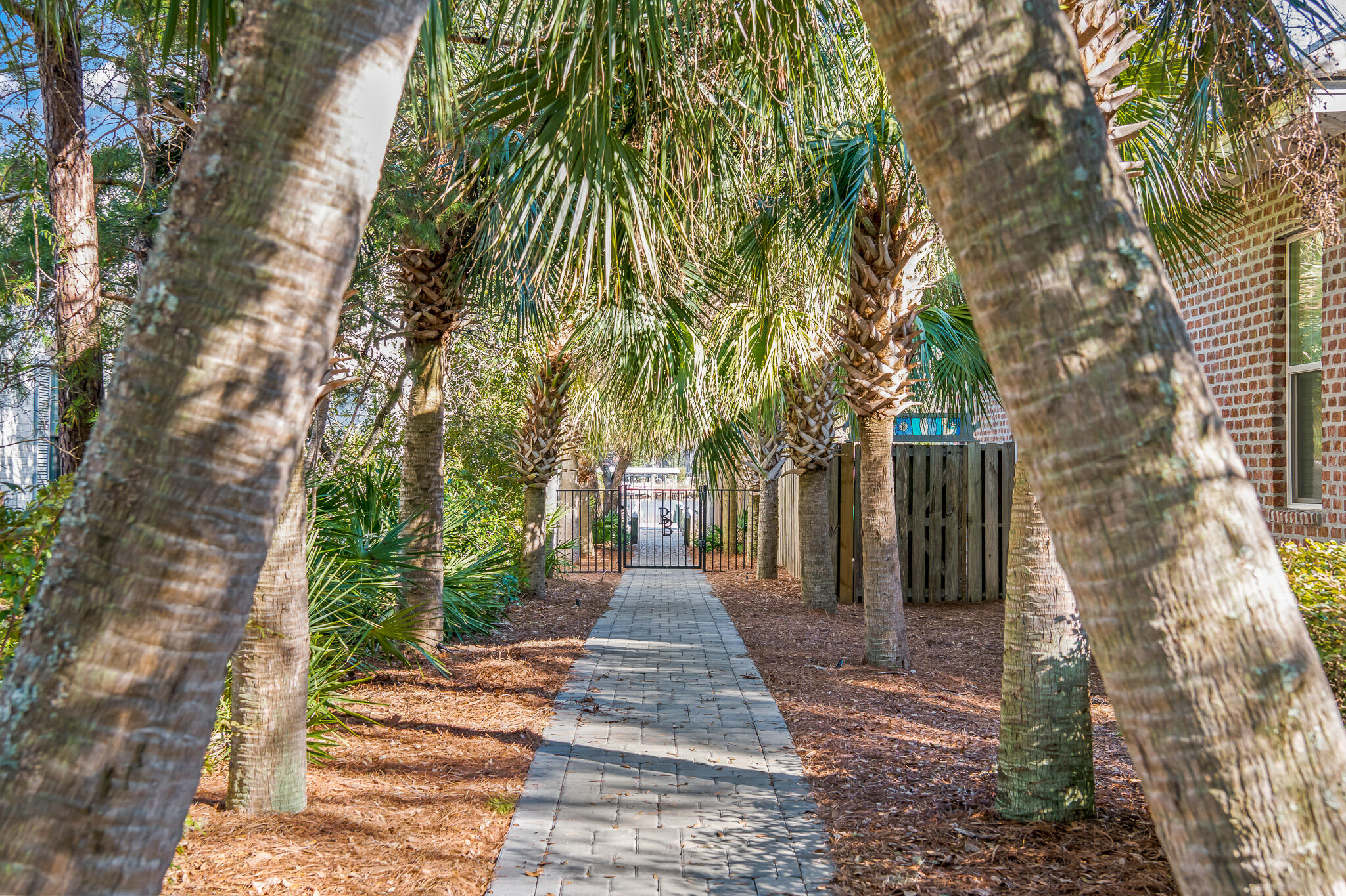 BOTANY BAYOU - Residential