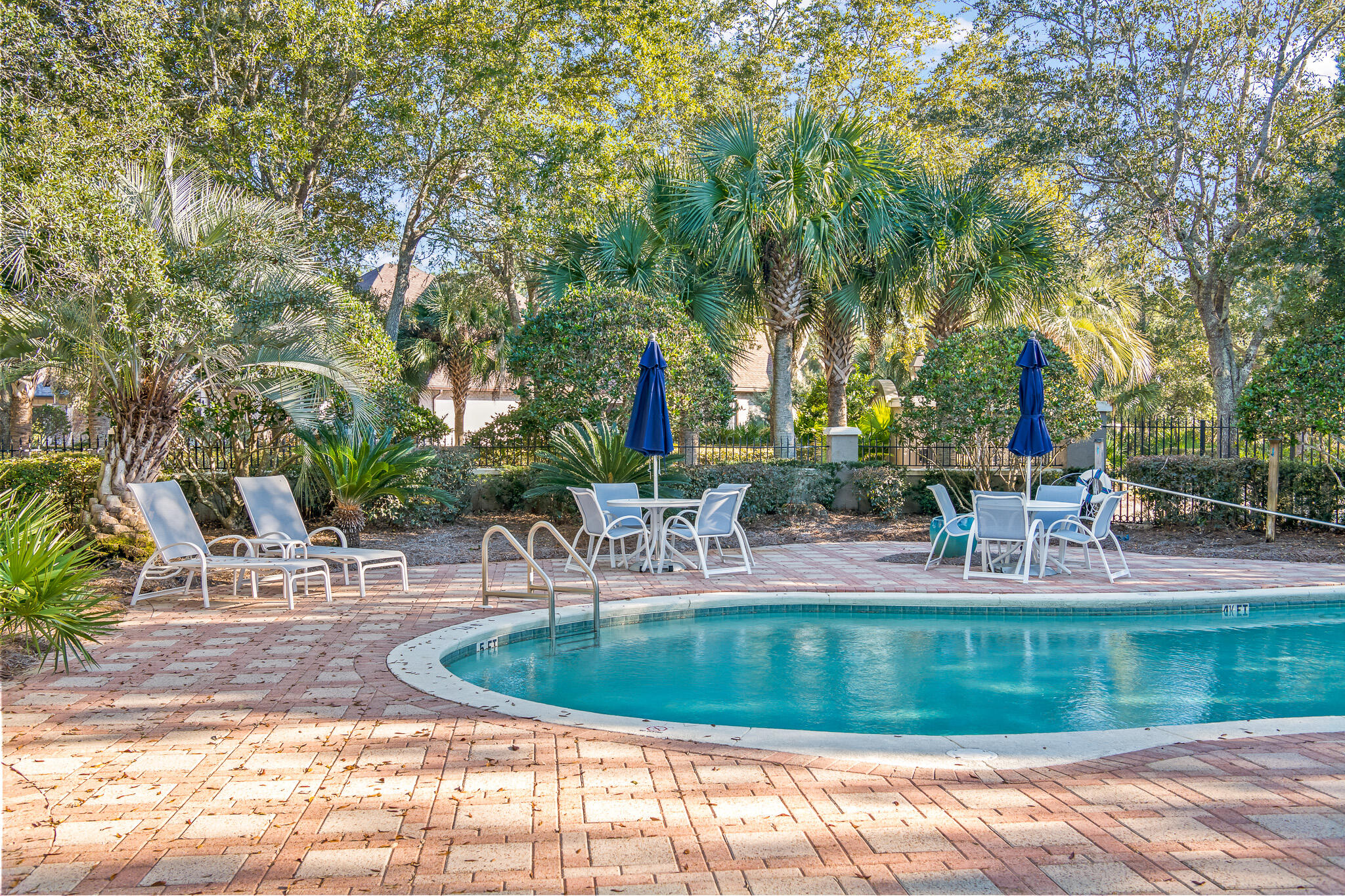 BOTANY BAYOU - Residential