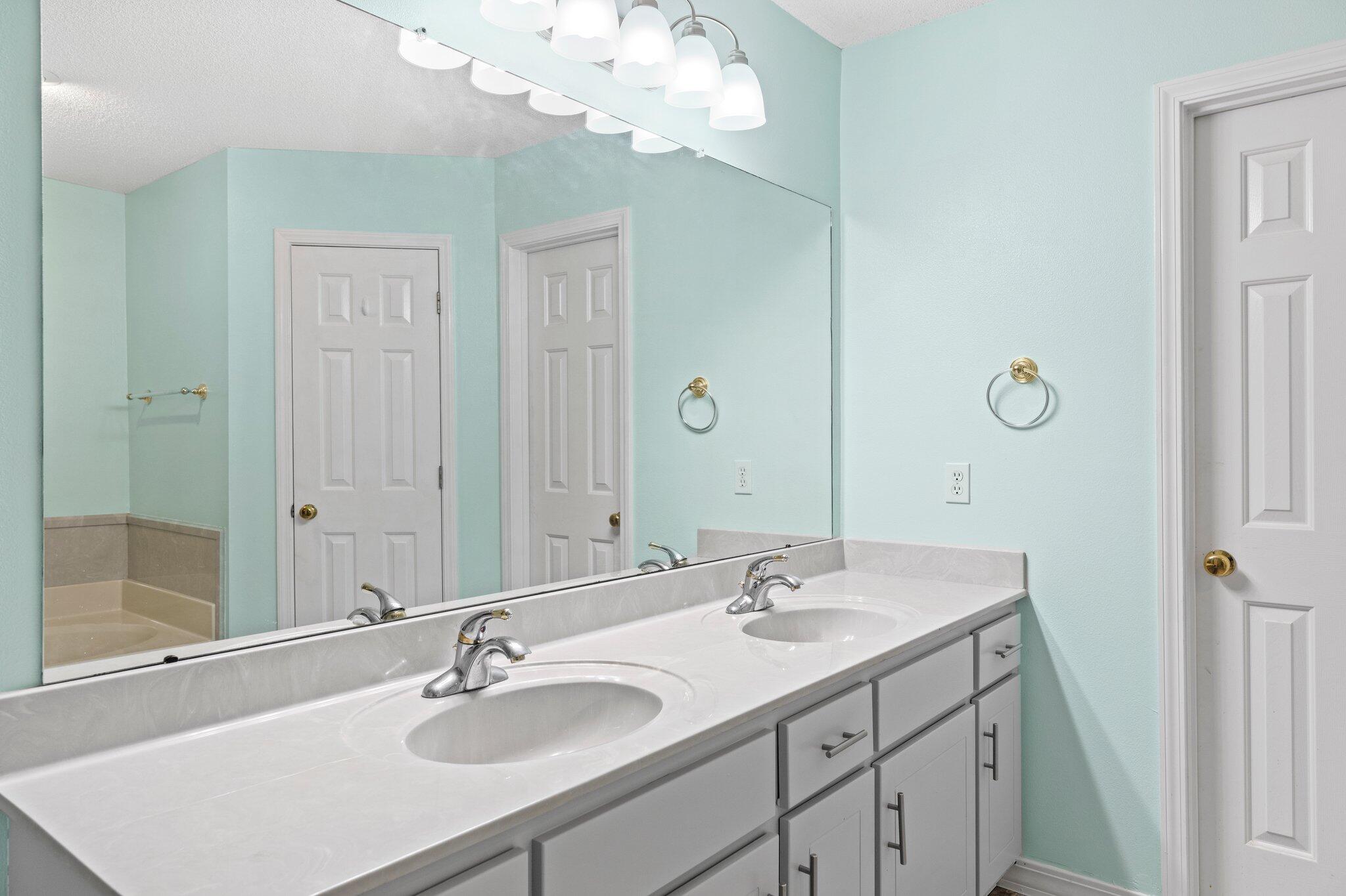 TALL TIMBERS ESTATES - Residential