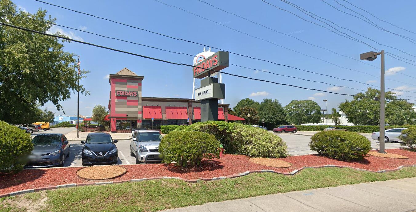 10,000 SF restaurant on Mary Esther Cutoff next to Step One, fully furnished with over 200 seating inside, formerly Fridays restaurant, corner location on 1.5 acres, high traffic count, located in Fort Walton Beach FL