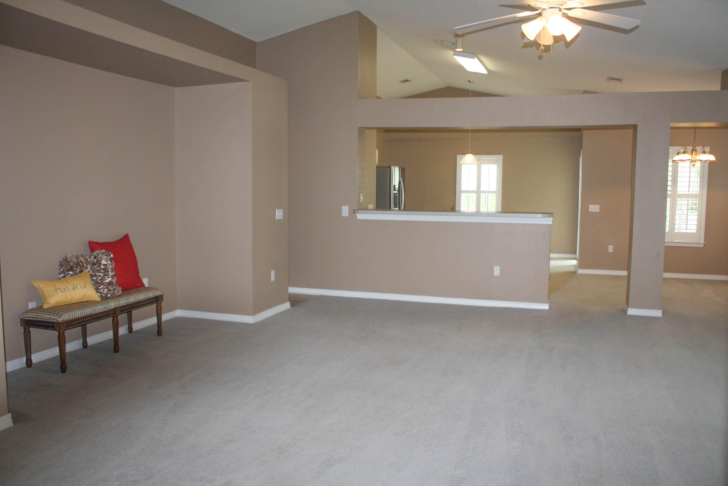 HIDDEN SHORES - Residential