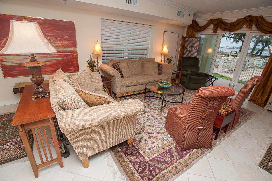 INTERCOASTAL POINTE - Residential