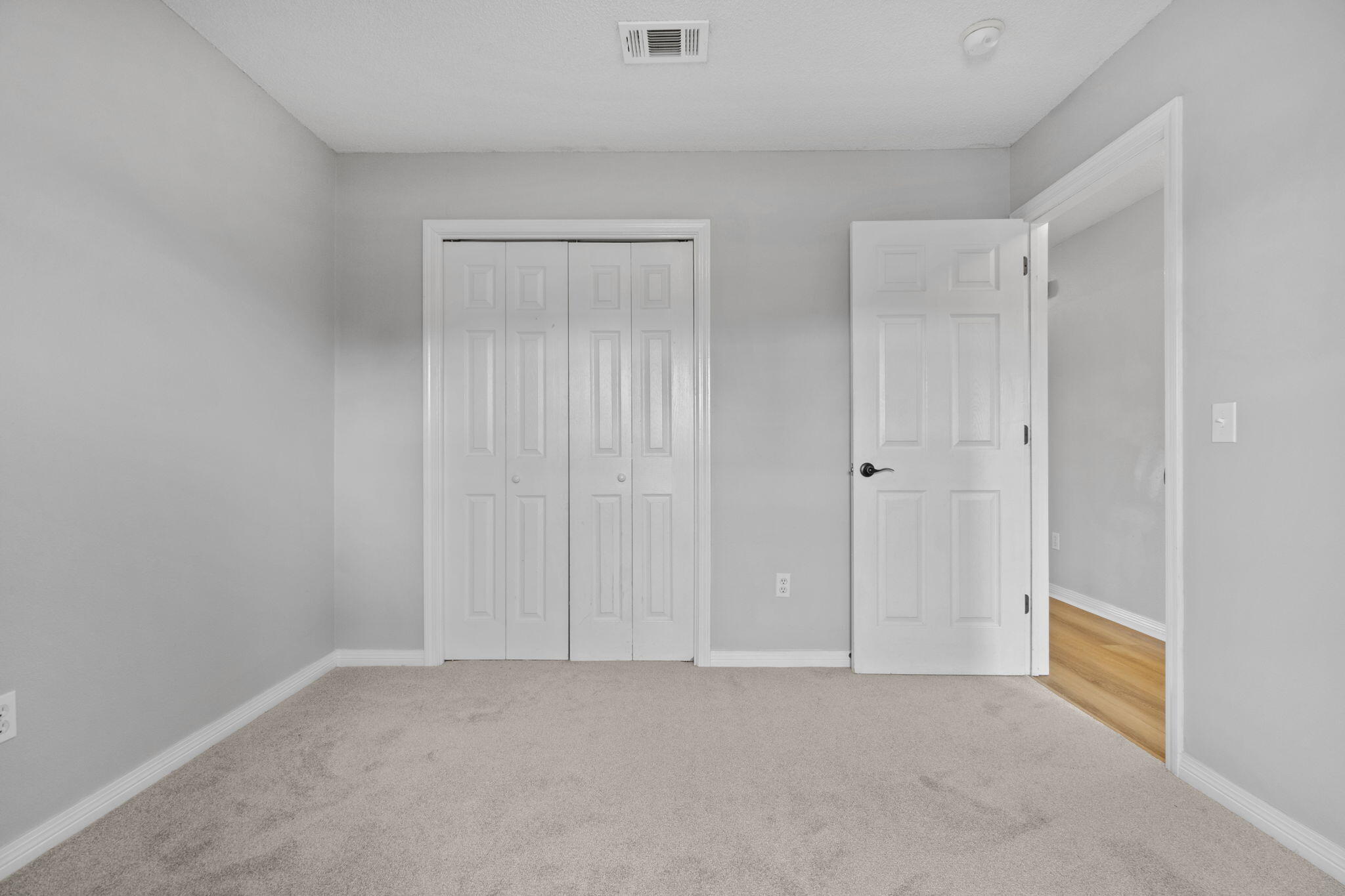 EMERALD SHORES - Residential
