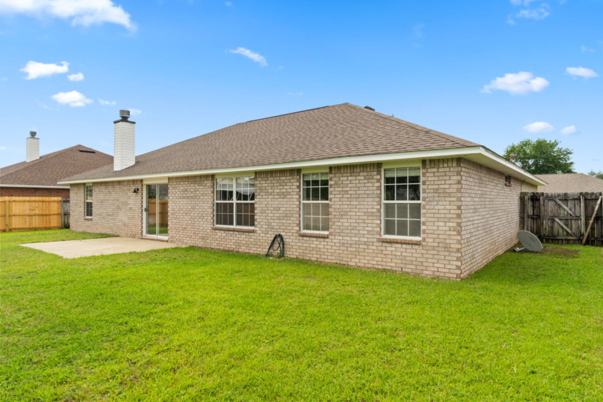 EMERALD SHORES - Residential