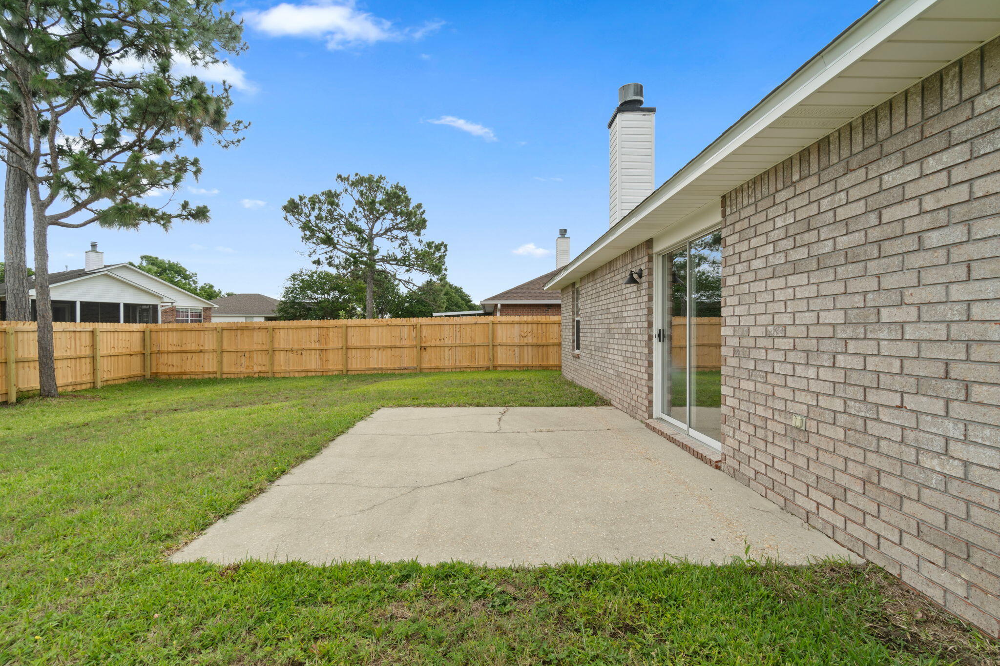 EMERALD SHORES - Residential