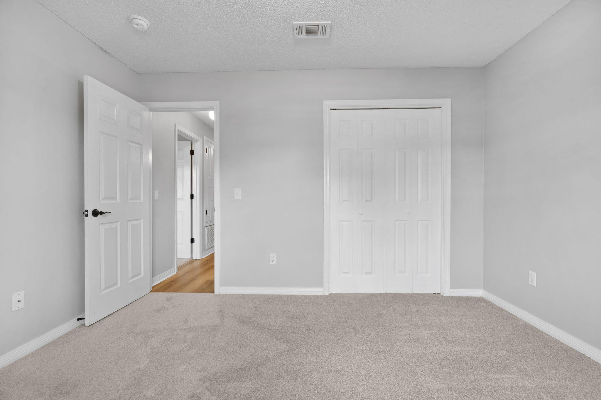 EMERALD SHORES - Residential