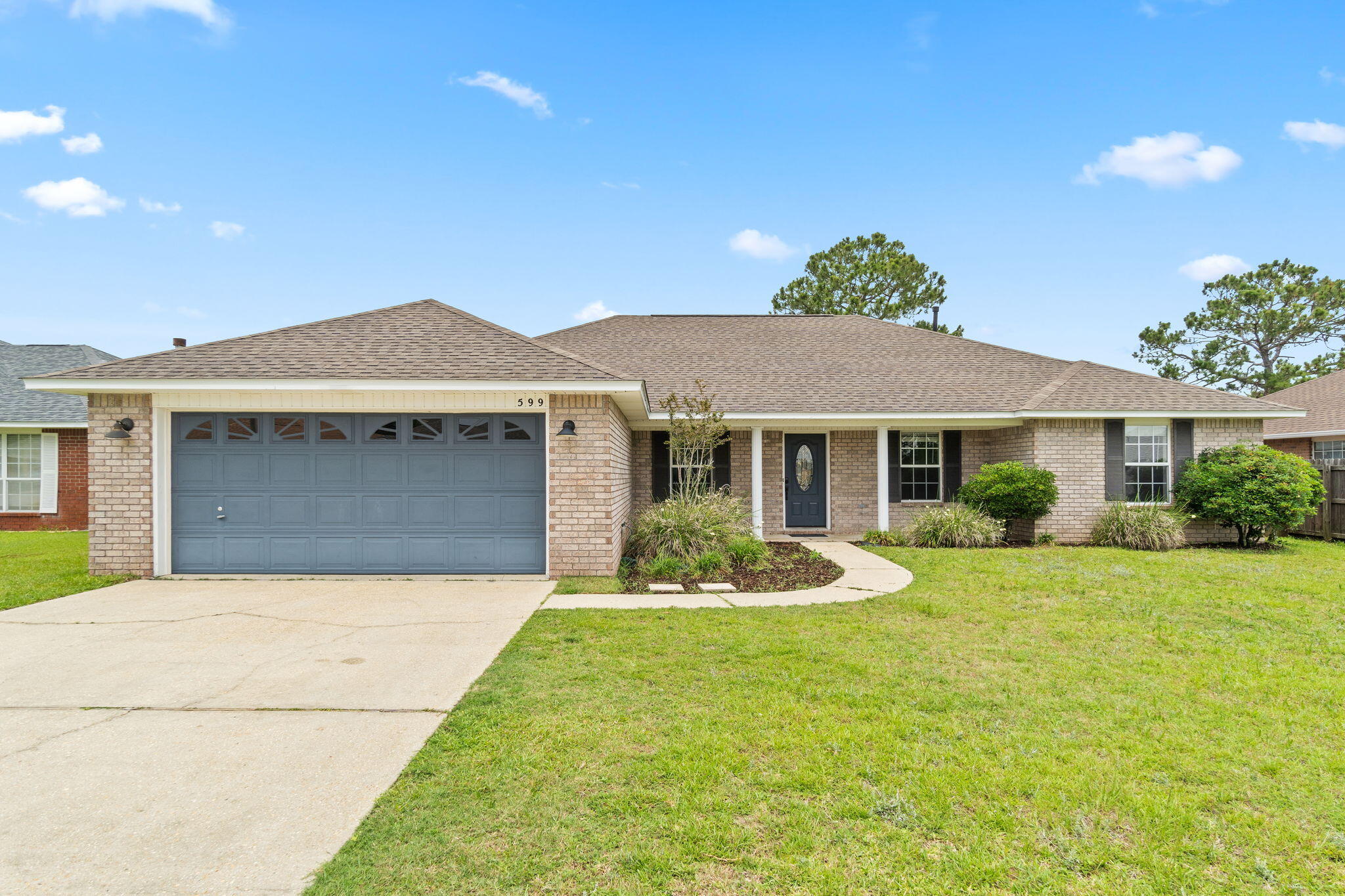 EMERALD SHORES - Residential