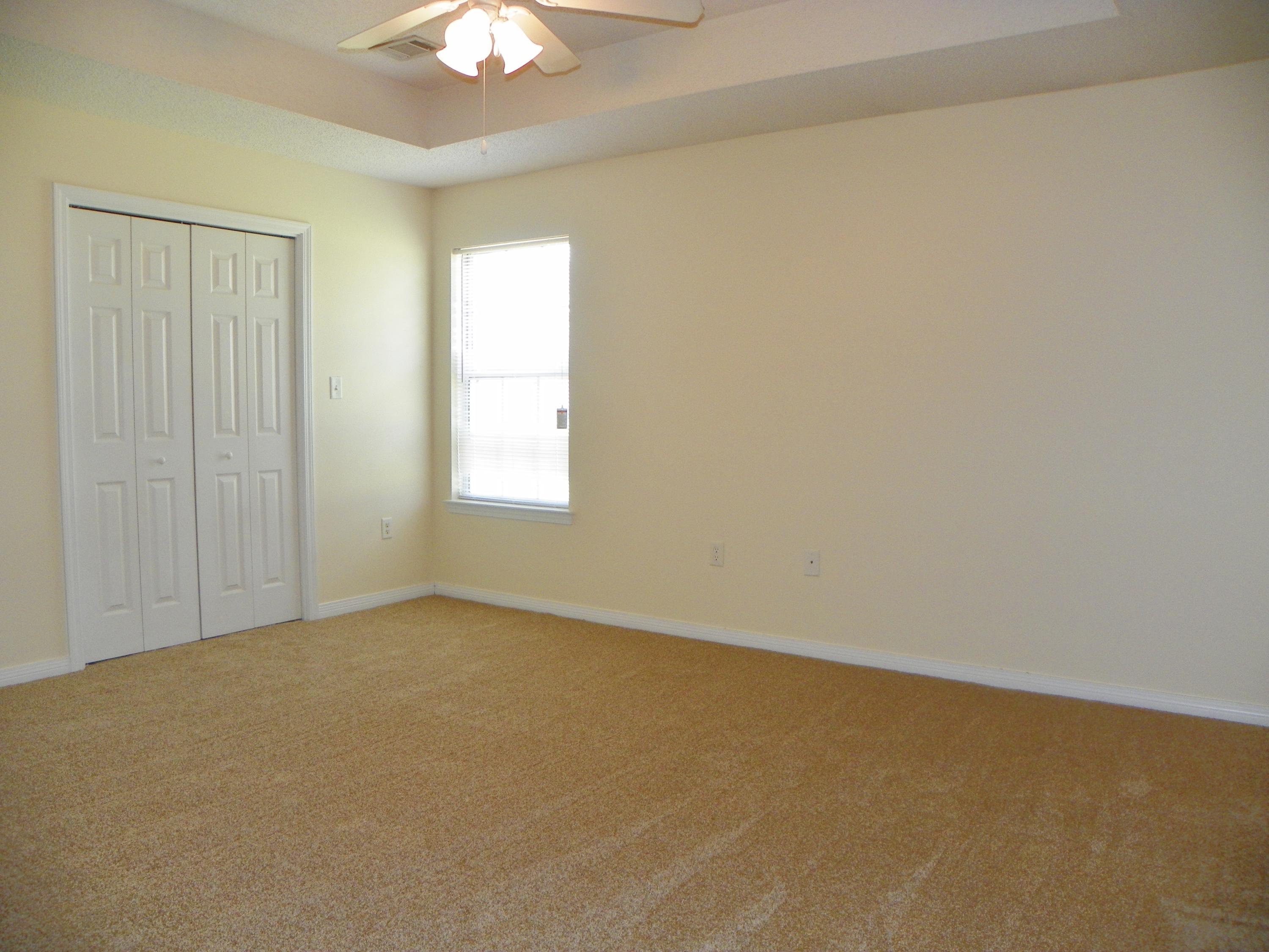 FAIRCHILD ESTATES - Residential