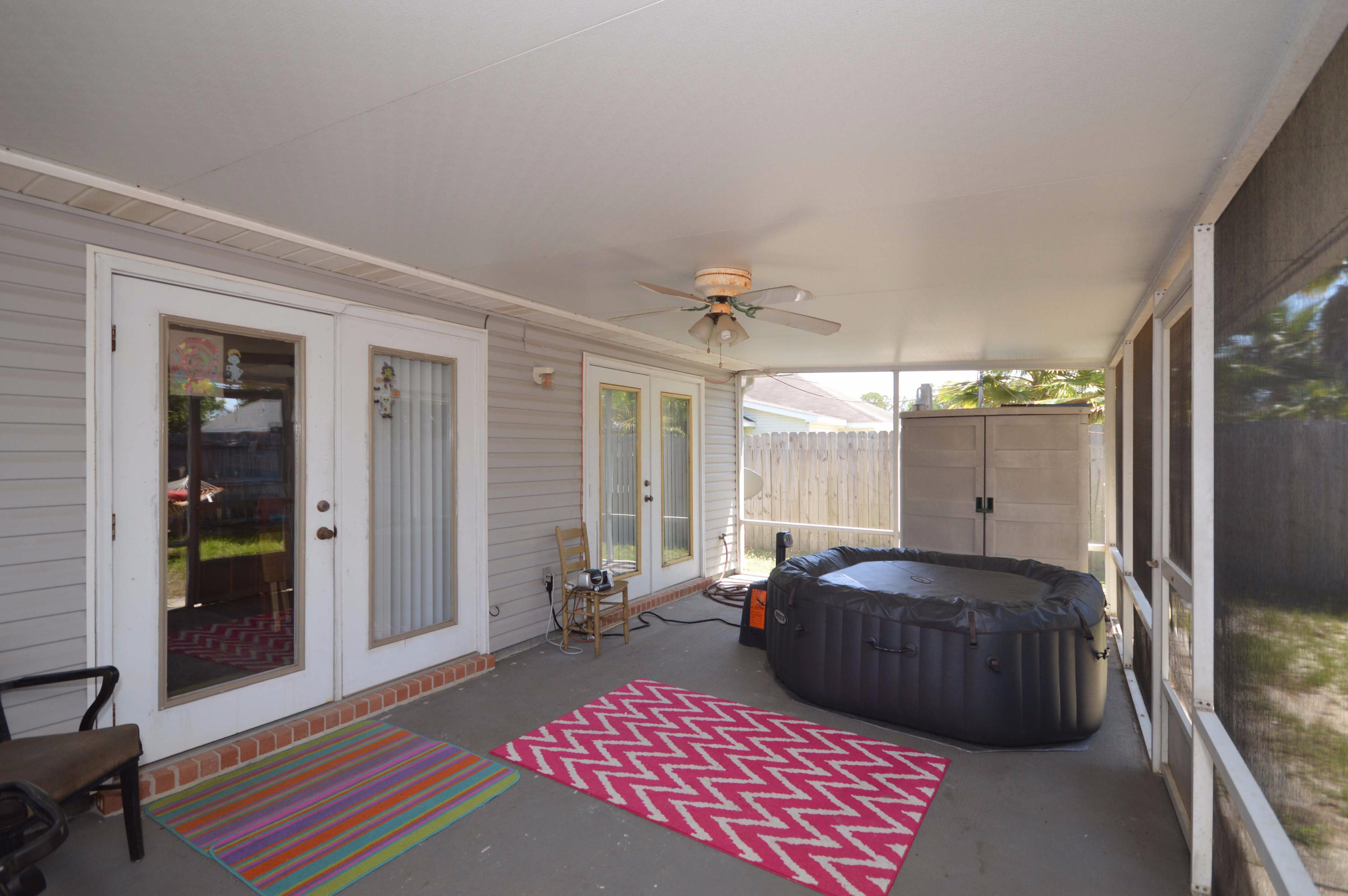 LIGHTHOUSE POINTE - Residential