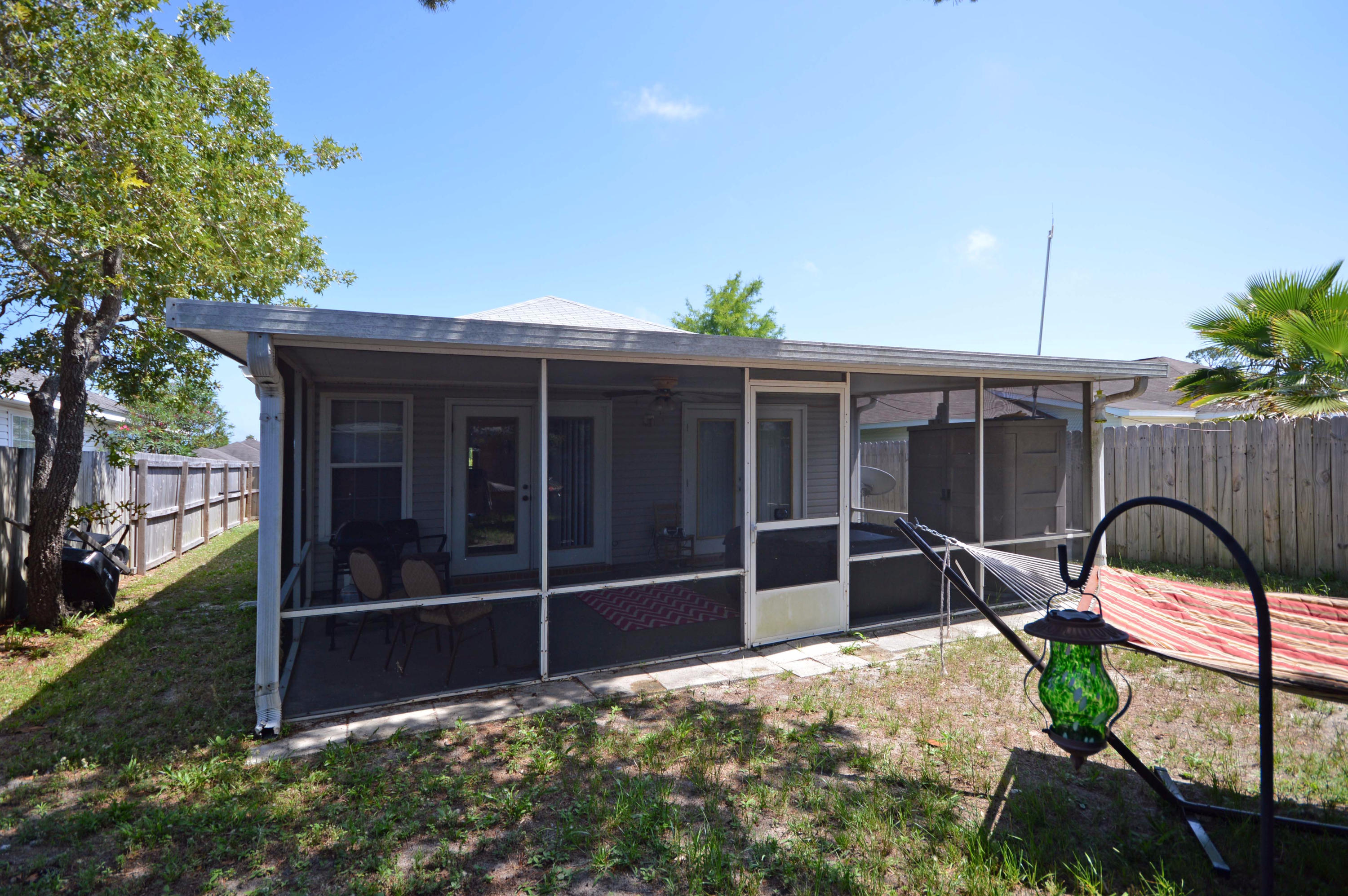 LIGHTHOUSE POINTE - Residential