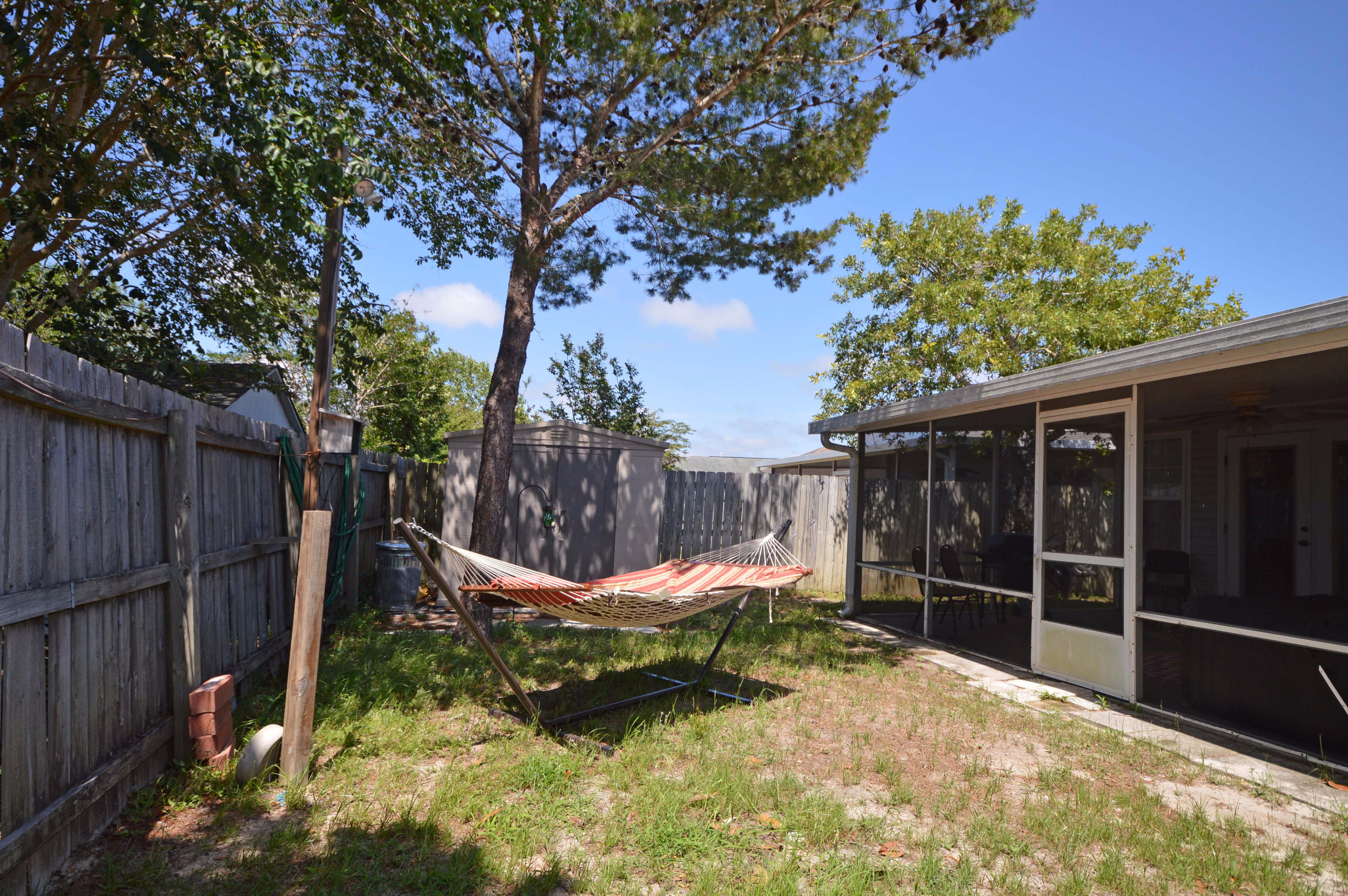 LIGHTHOUSE POINTE - Residential