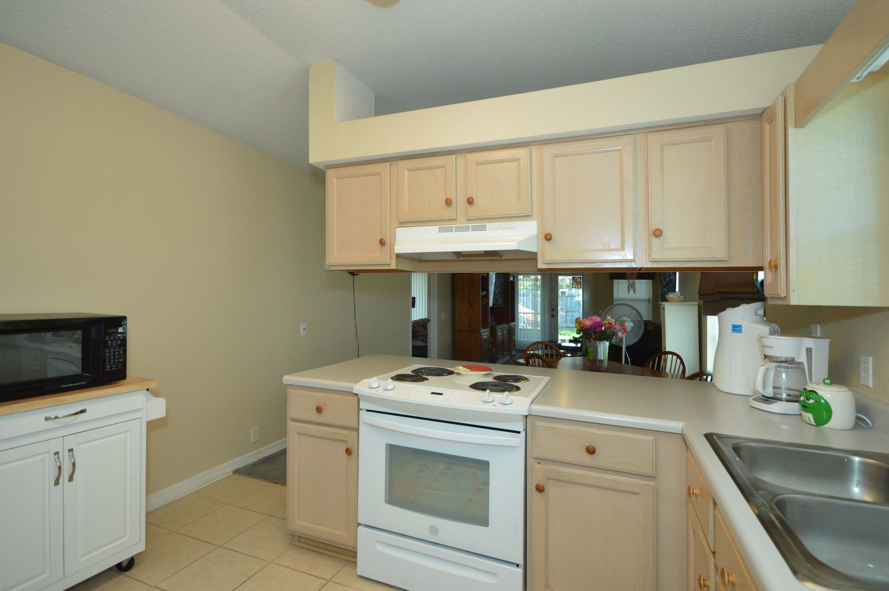 LIGHTHOUSE POINTE - Residential