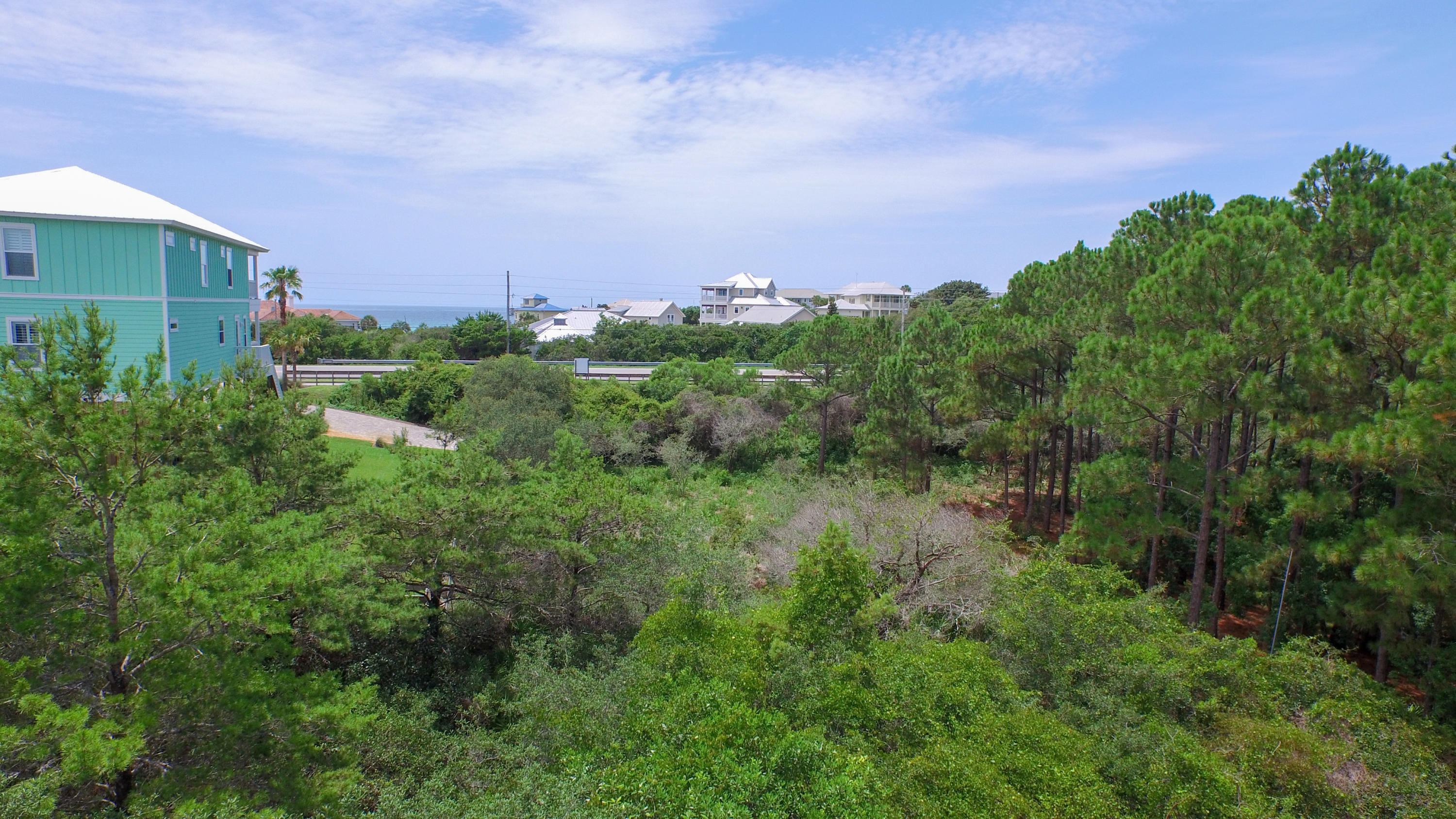 BEACH HIGHLANDS - Land