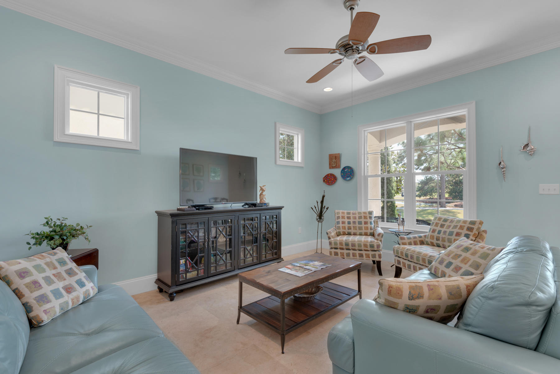 VILLA LAGO - Residential