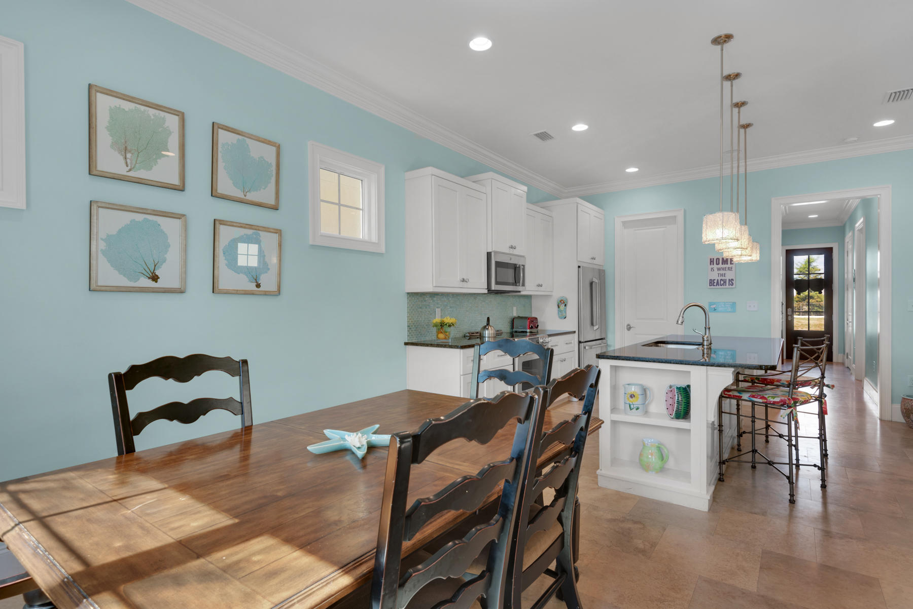 VILLA LAGO - Residential