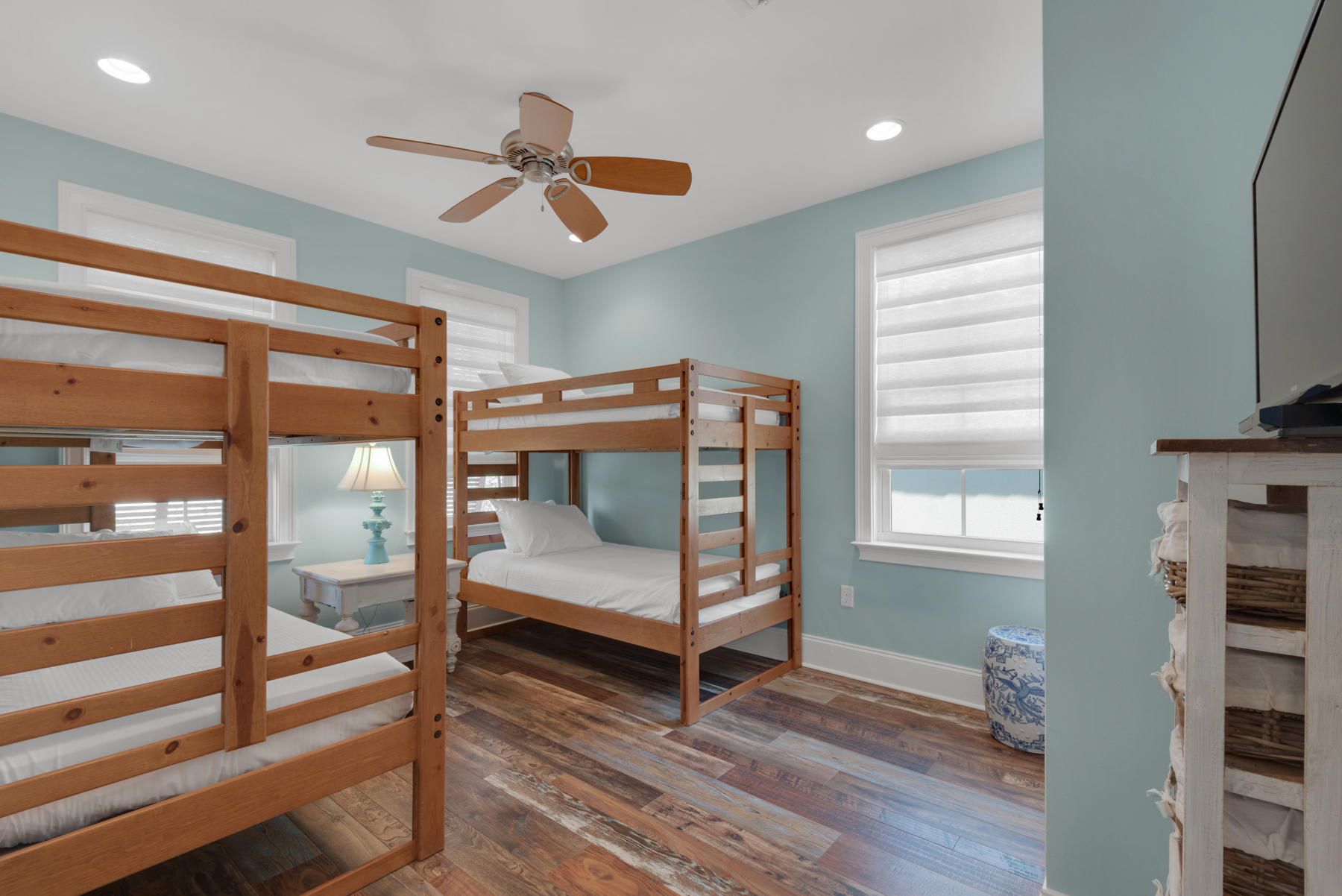 VILLA LAGO - Residential