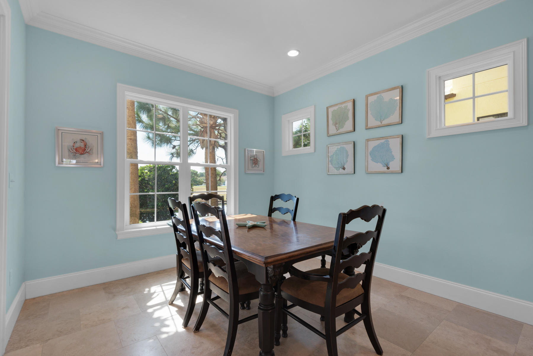 VILLA LAGO - Residential