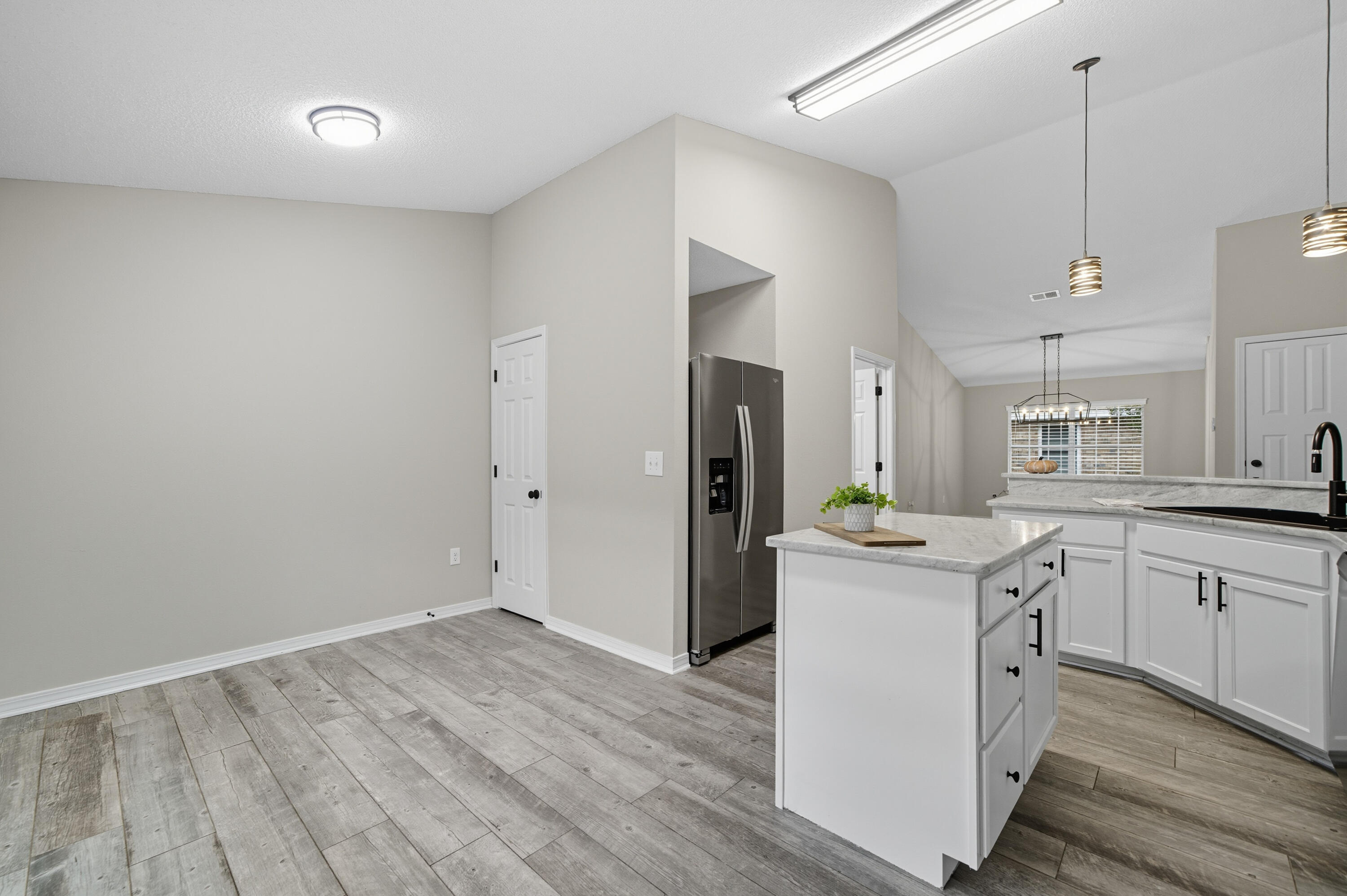 MARSH HARBOR - Residential