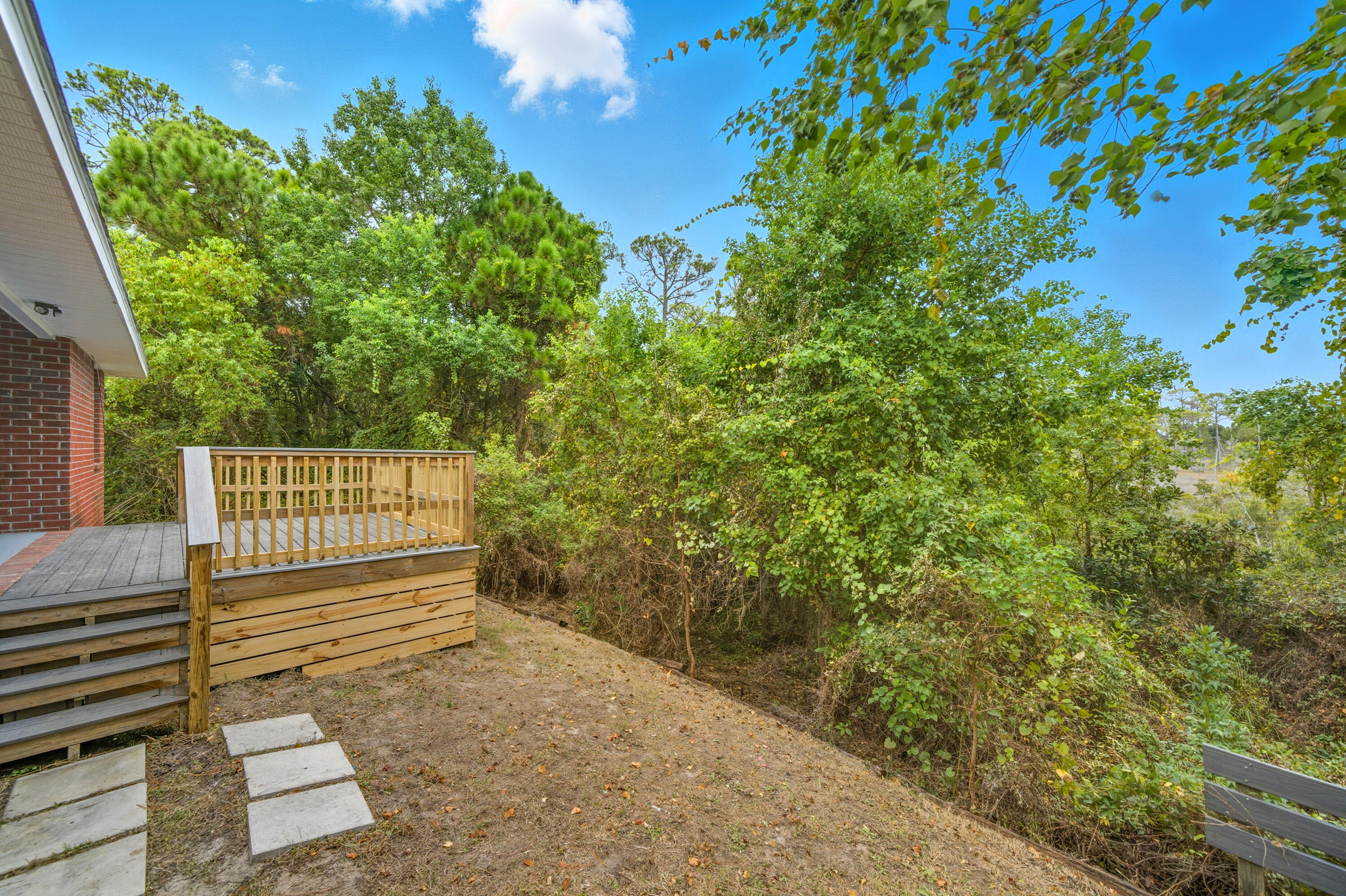 MARSH HARBOR - Residential