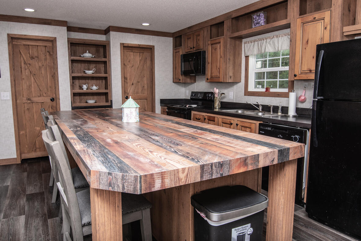 Crestview - Residential Lease