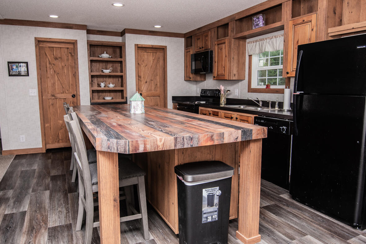 Crestview - Residential Lease