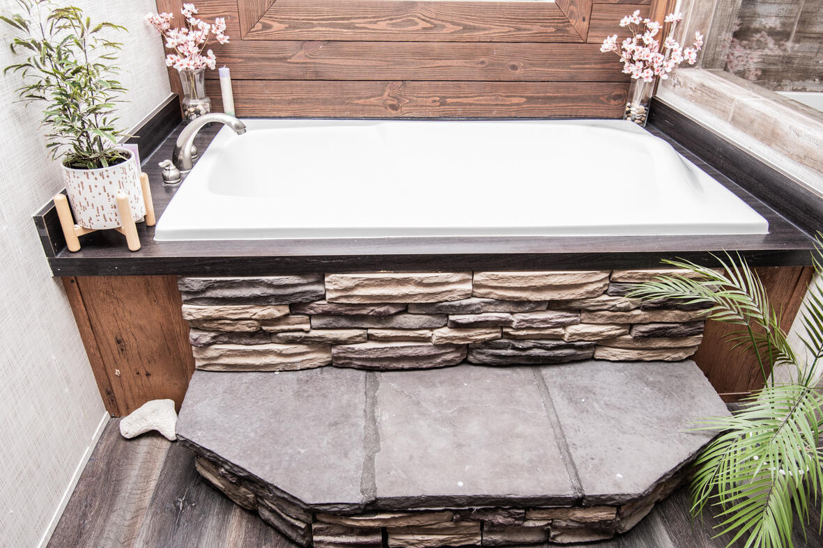 Crestview - Residential Lease