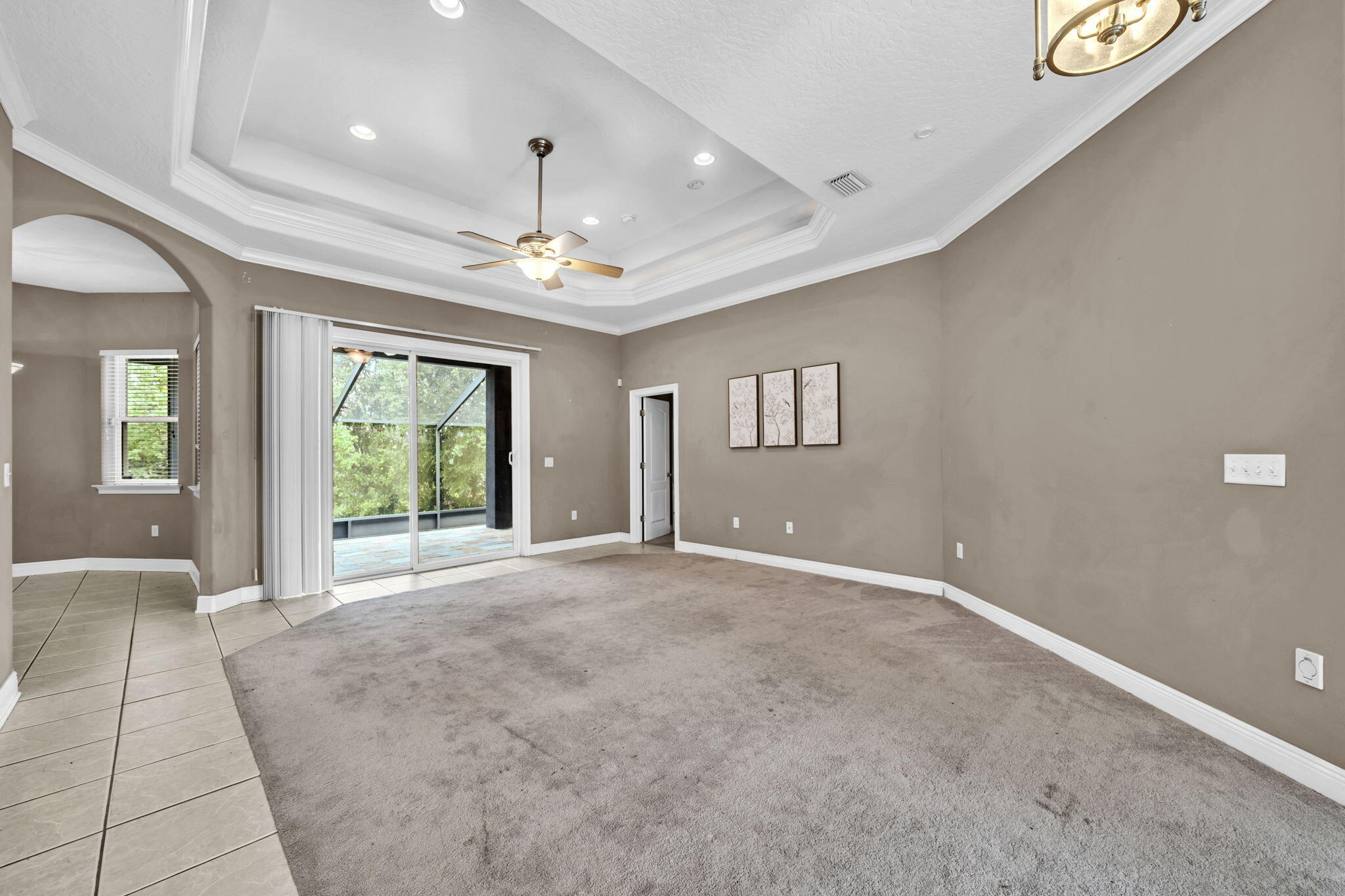 CHARDONNAY ESTATES - Residential