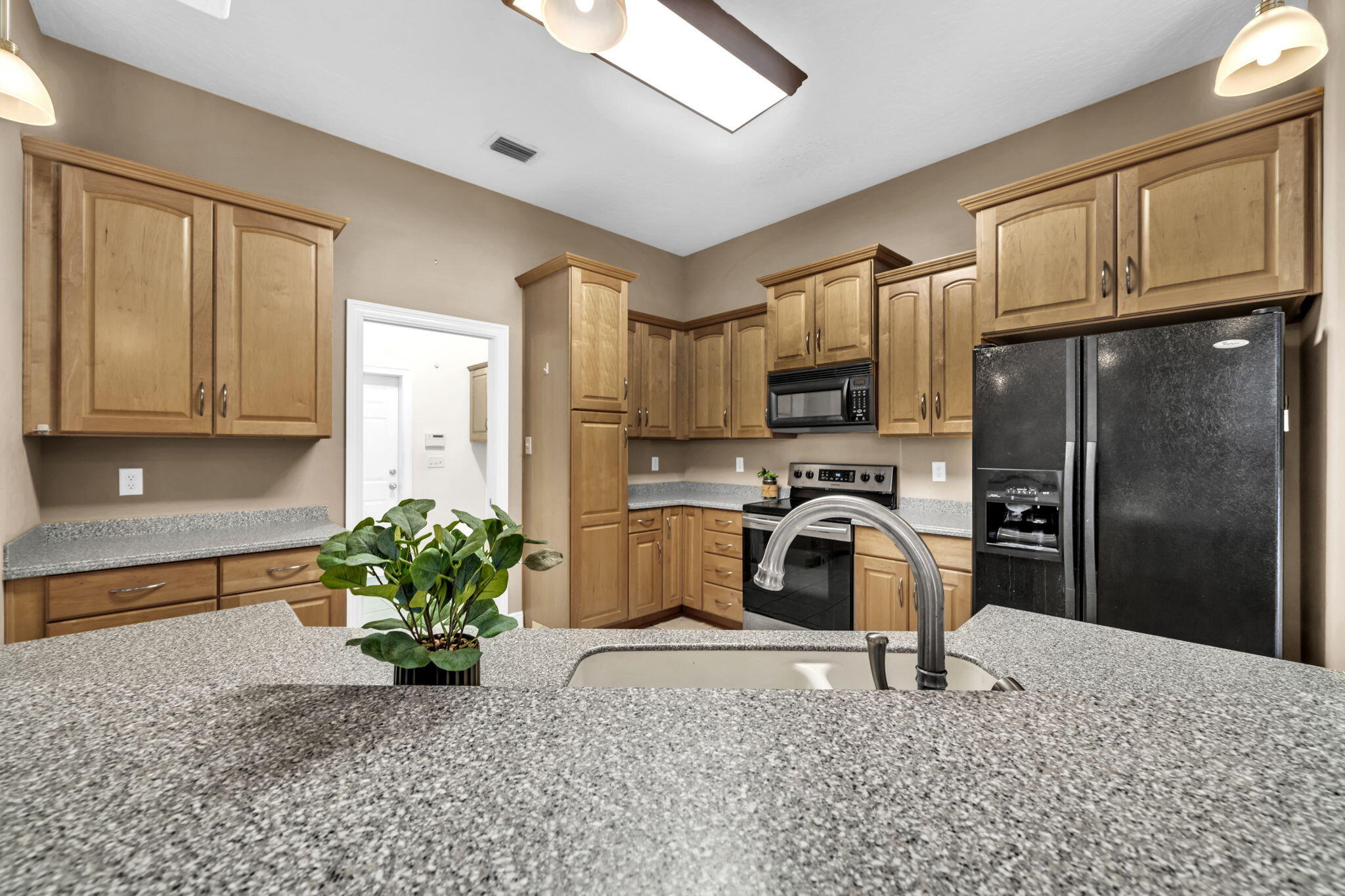 CHARDONNAY ESTATES - Residential