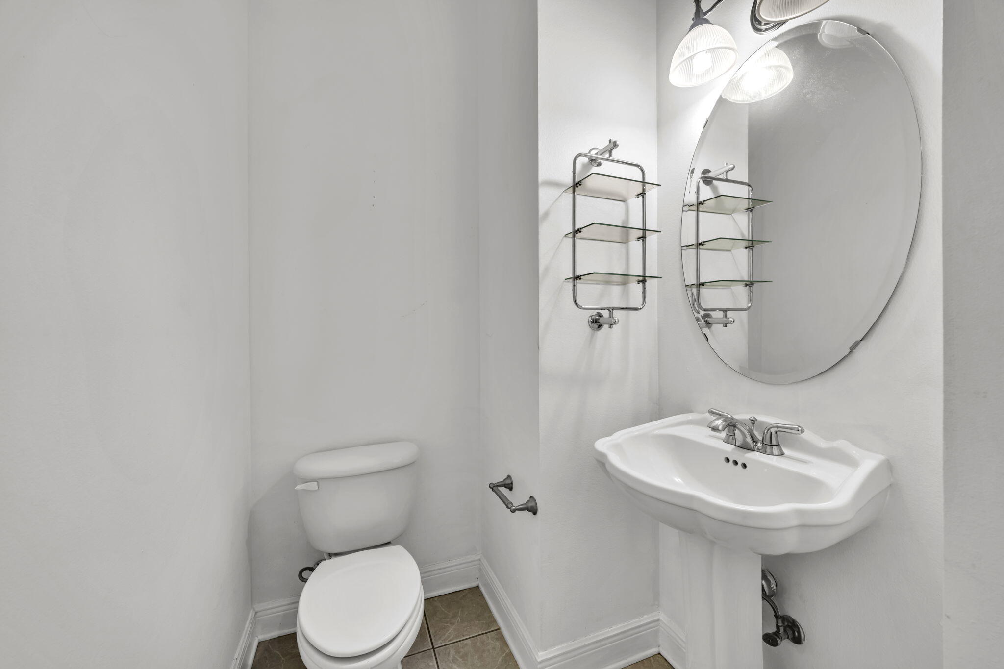 CHARDONNAY ESTATES - Residential