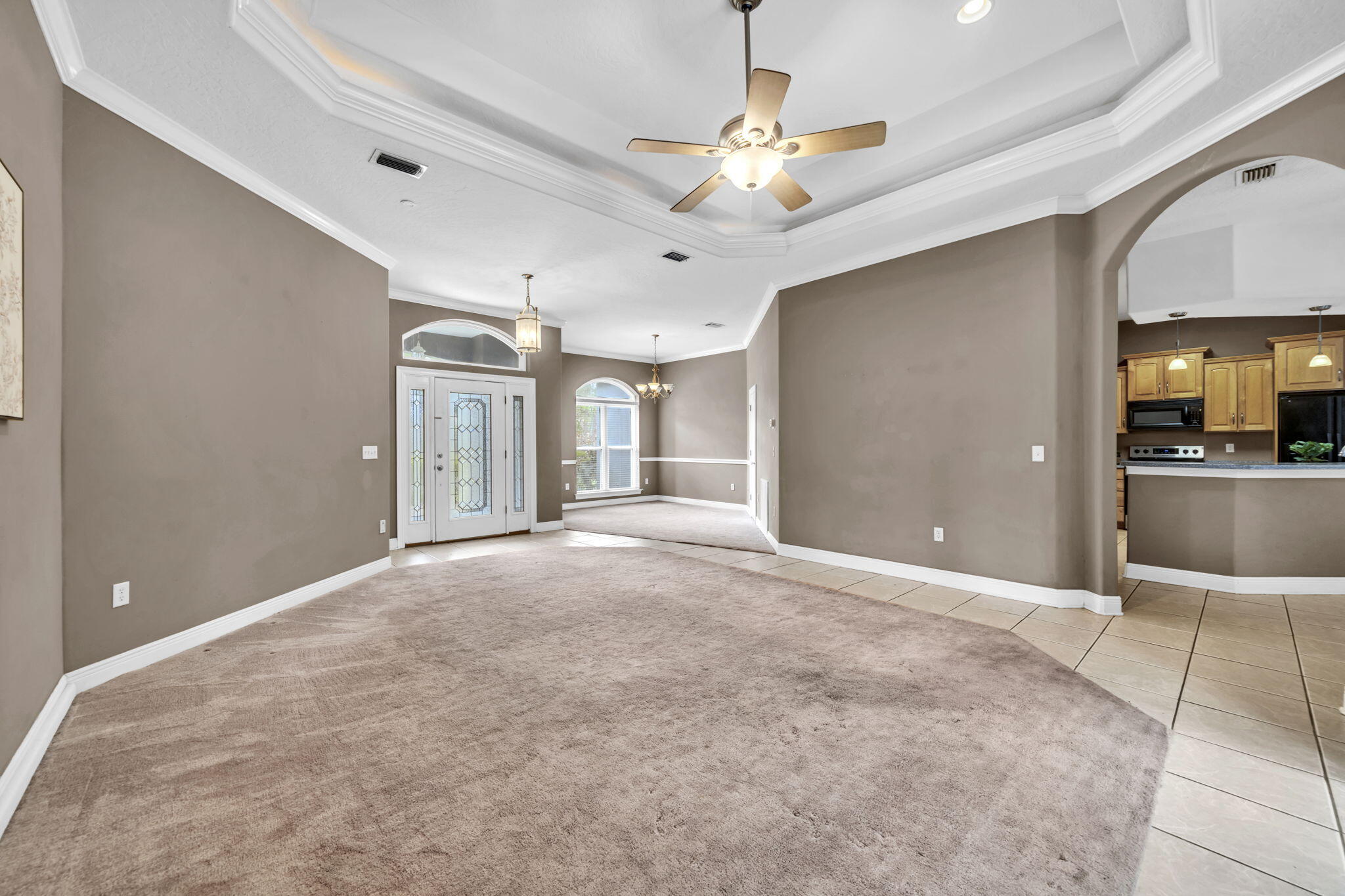 CHARDONNAY ESTATES - Residential