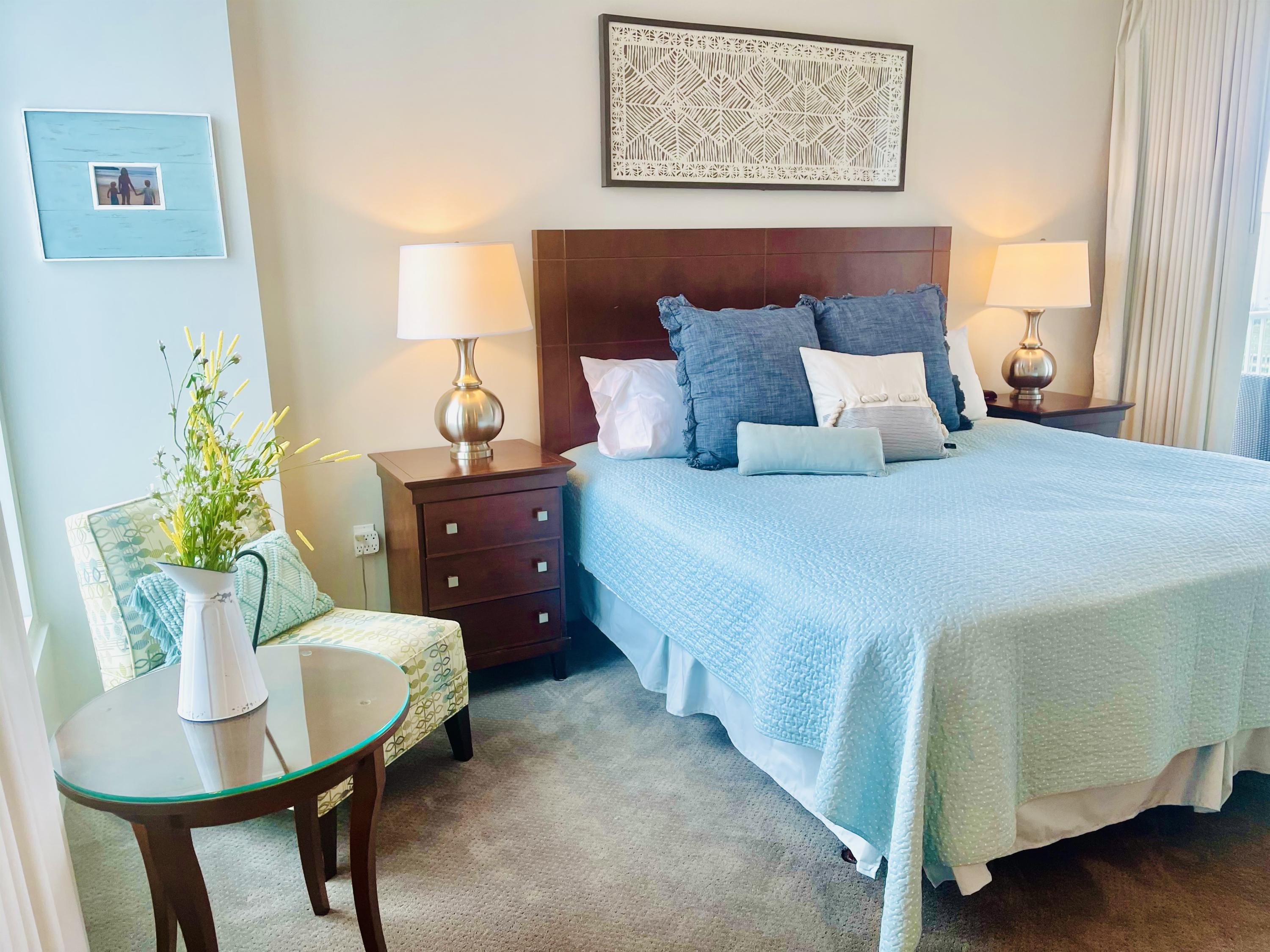 THE PALMS OF DESTIN - Residential