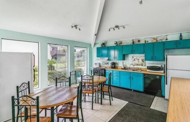 FOUNTAINHEAD CONDO - Residential