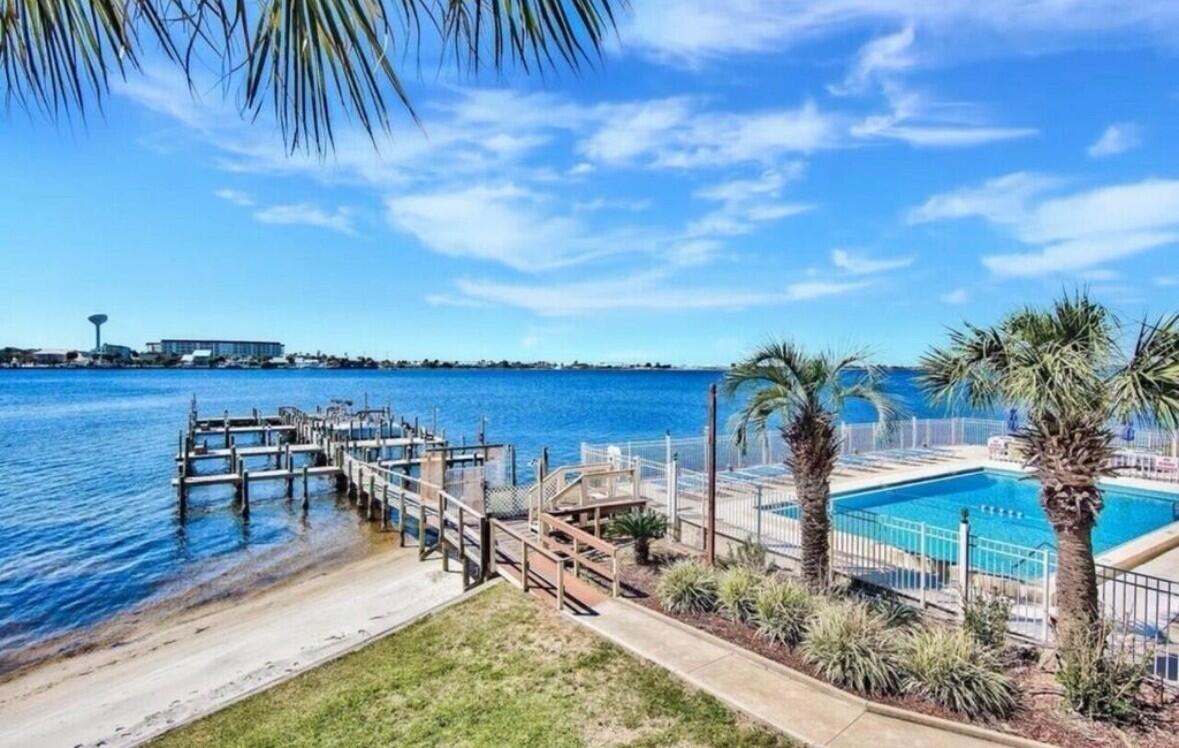 FOUNTAINHEAD CONDO - Residential