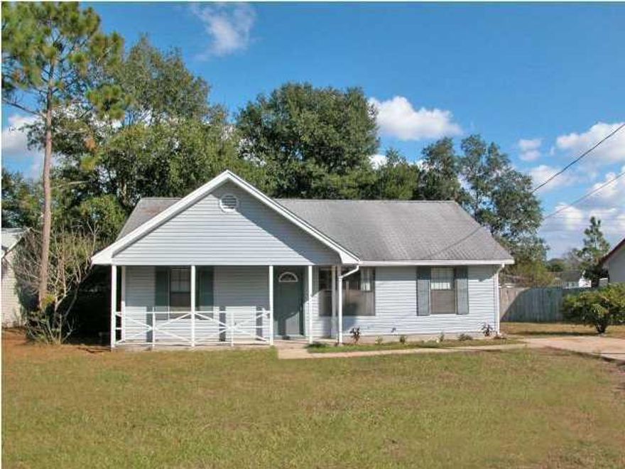 FSBO - ENTERED FOR COMPS ONLY - new paint and flooring through out.