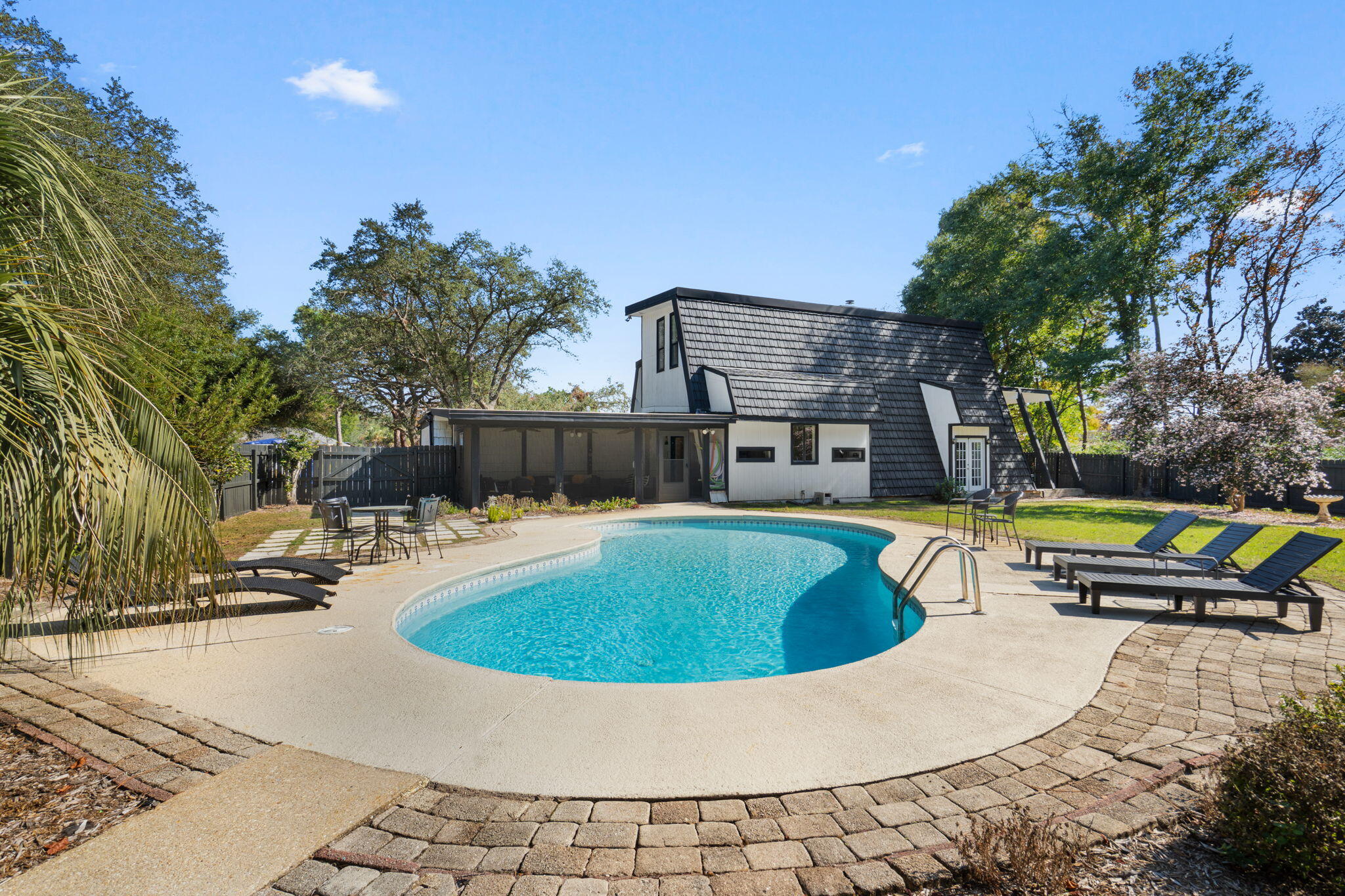 Mar Mar Estates - Residential