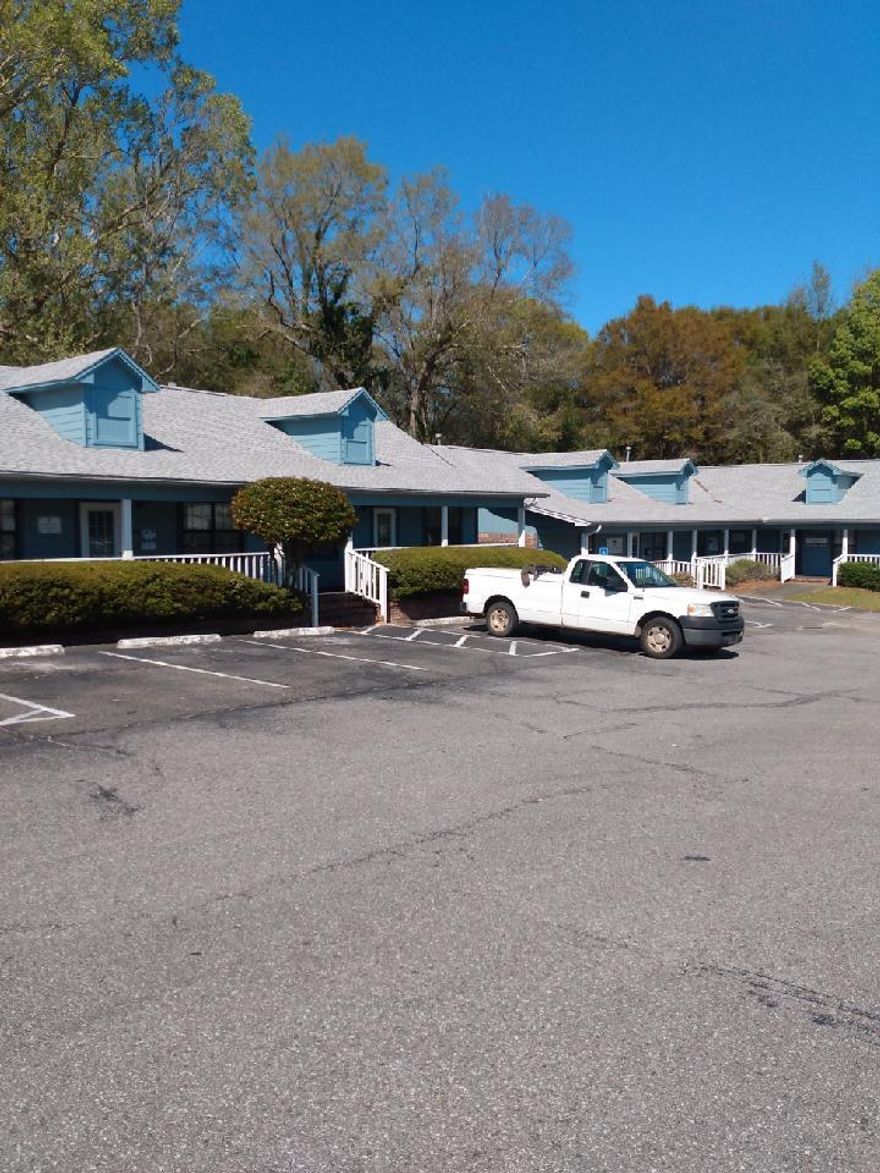 Has 2 large rooms, 3 private offices, 2 restrooms and 2 front doors.  Monthly CAM is $75 which includes garbage.  Tenant pays water, sewer, and electricity.   Available July 1st.