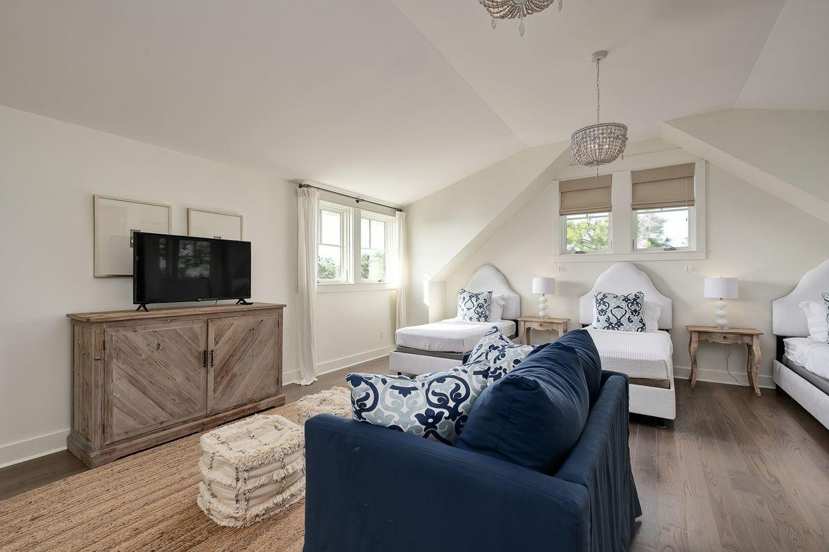 WATERCOLOR - Residential