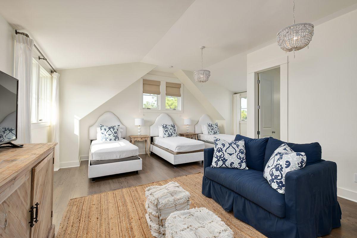 WATERCOLOR - Residential