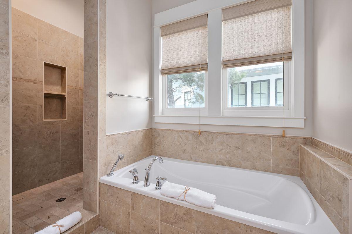 WATERCOLOR - Residential