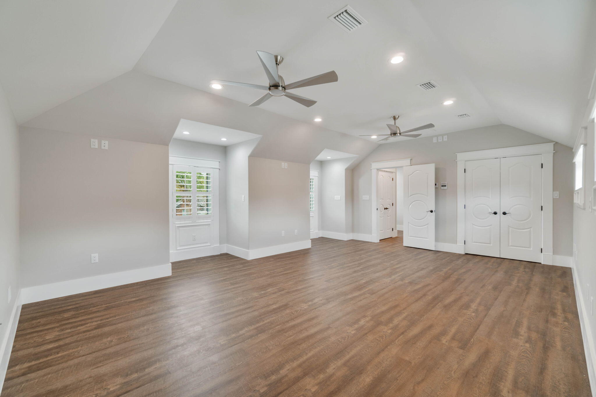 MAGNOLIA PLANTATION AT BLUEWATER BAY - Residential