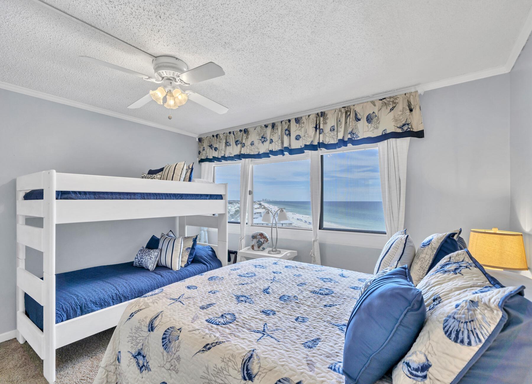 PINNACLE PORT - Residential