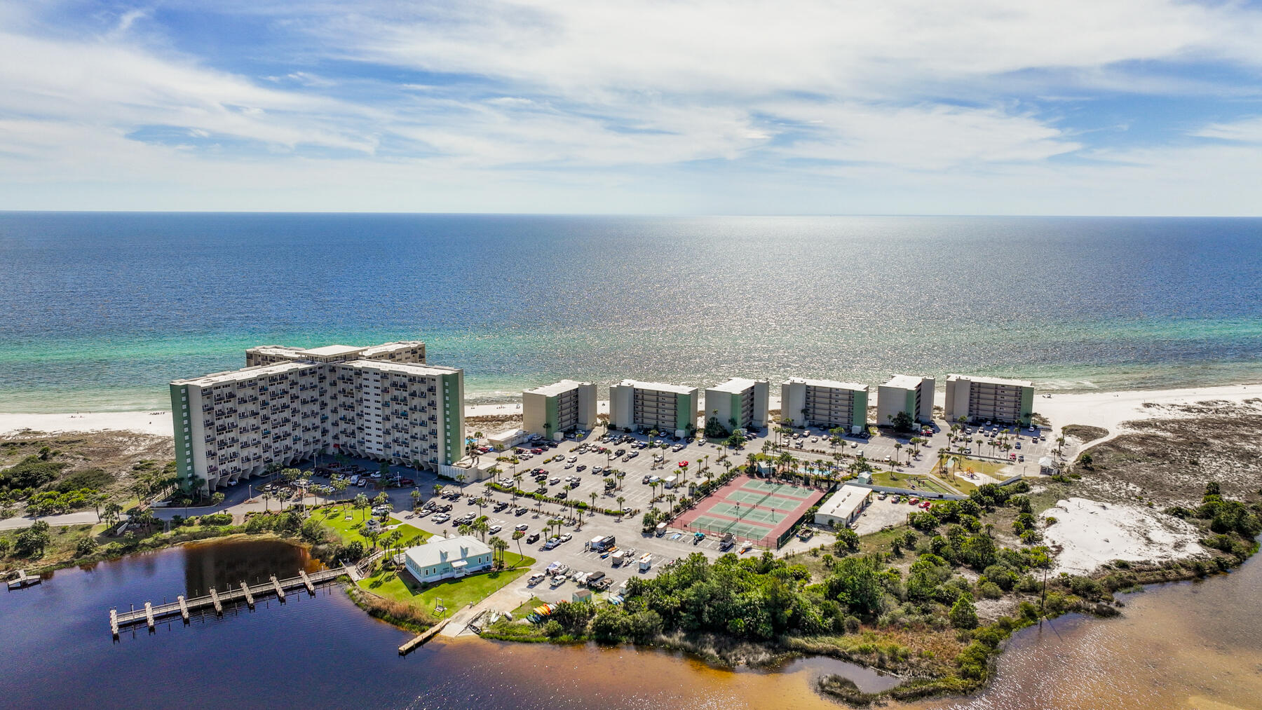 PINNACLE PORT - Residential