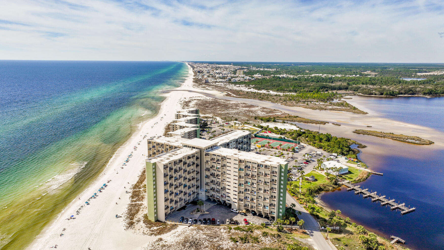 PINNACLE PORT - Residential