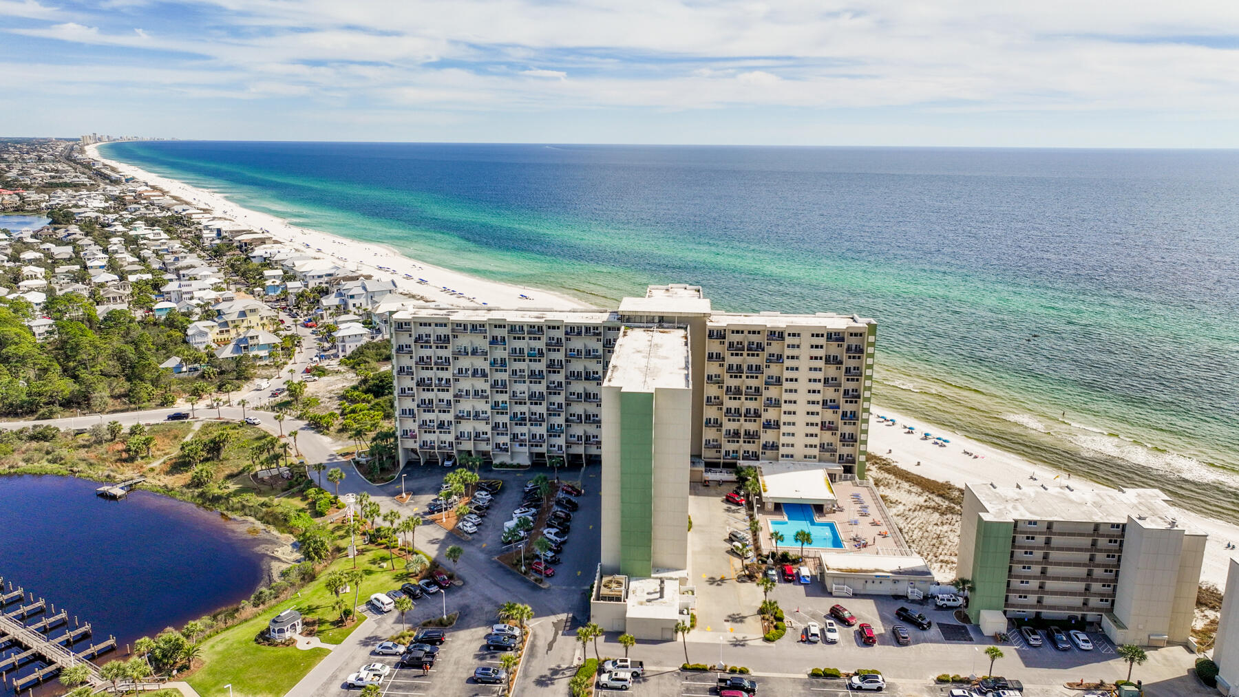 PINNACLE PORT - Residential