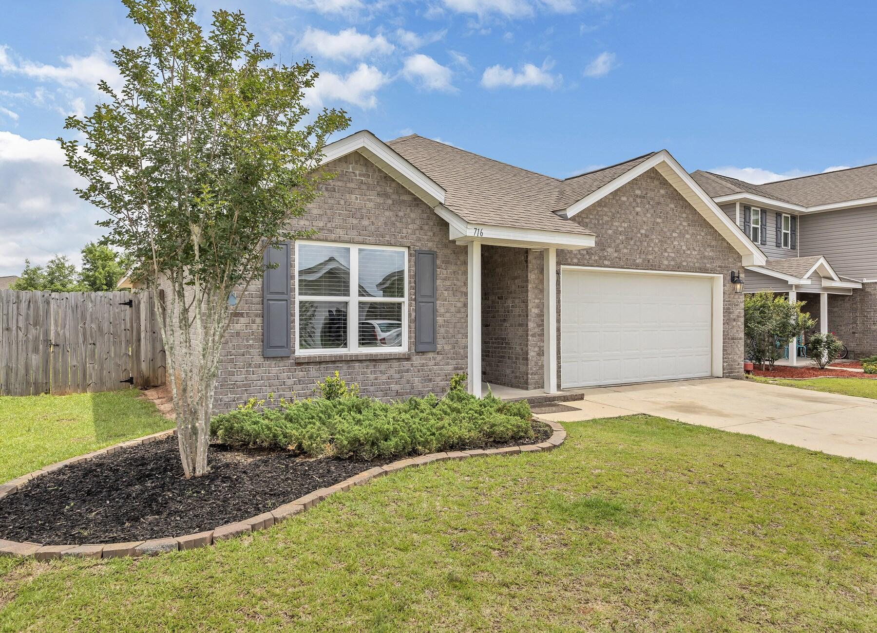 Redstone Commons - Residential