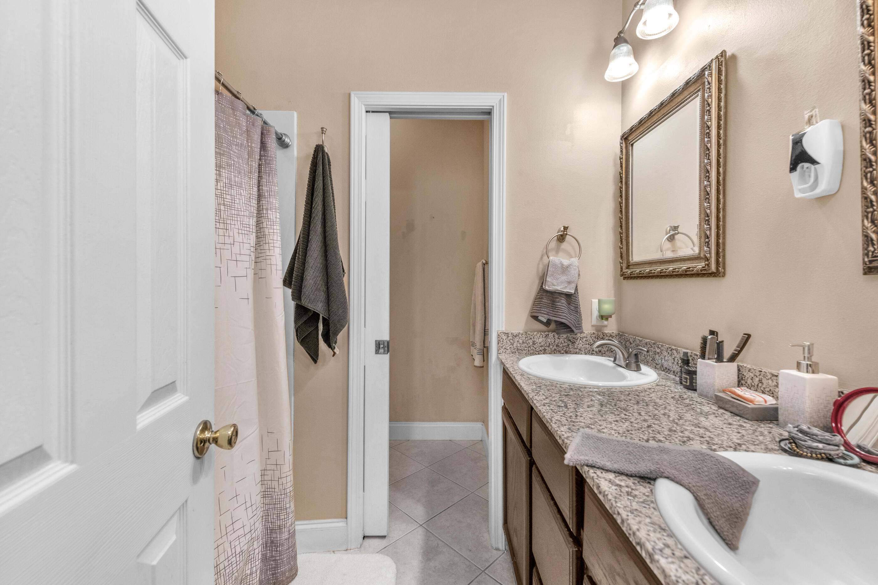 Forest Way T/H - Residential