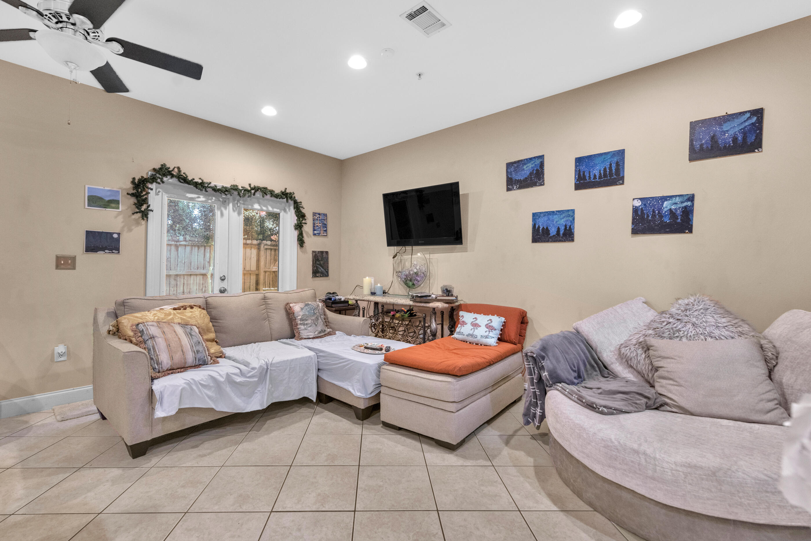 Forest Way T/H - Residential